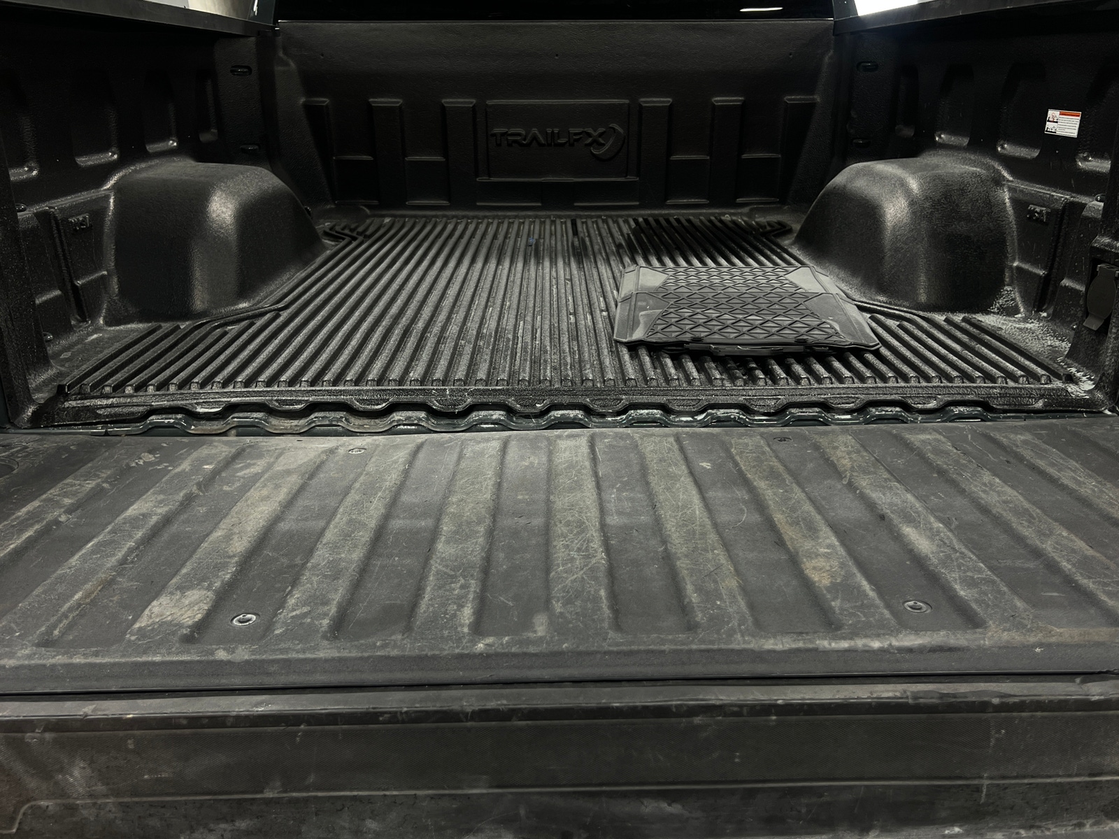 Thumbnail: 2025 Chevrolet Silverado 1500 - 7