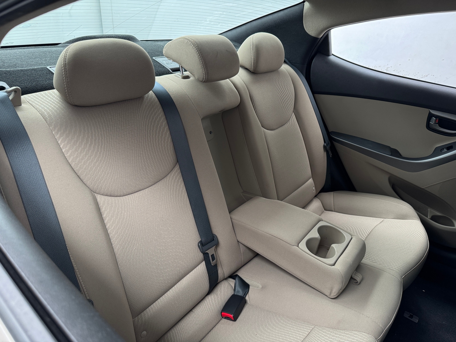 Thumbnail: 2016 Hyundai Elantra - 6