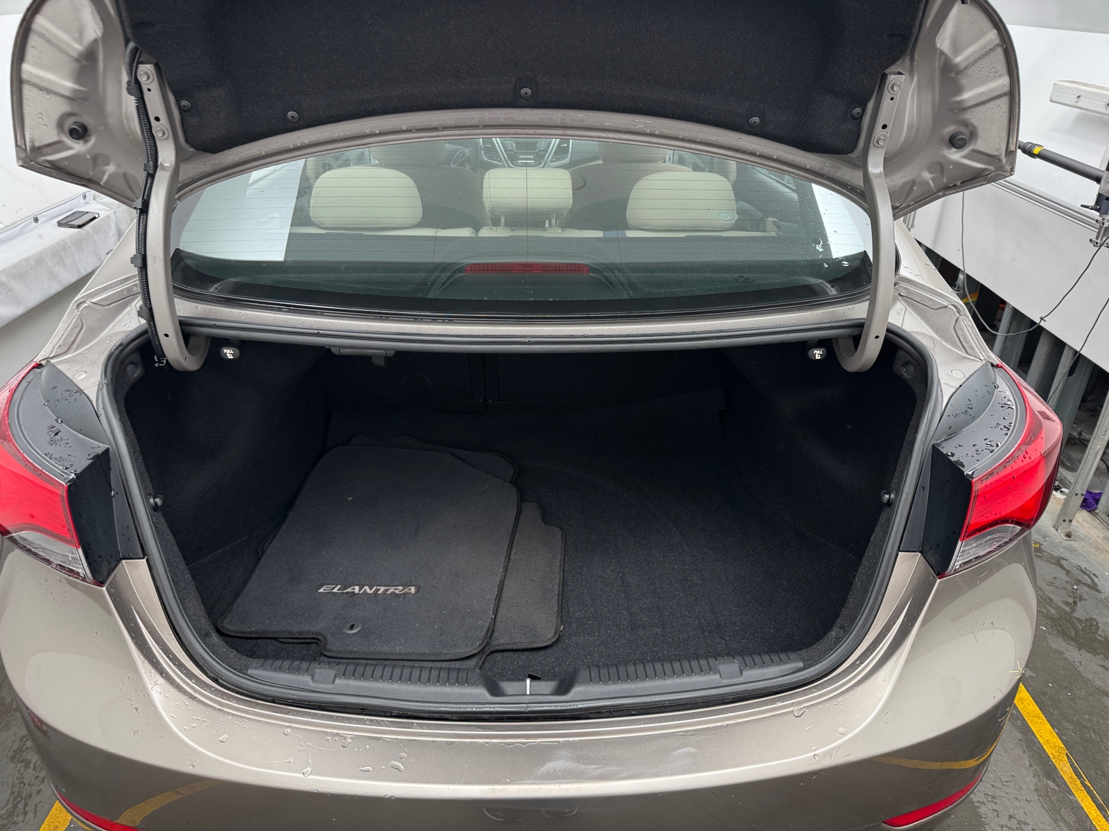 Thumbnail: 2016 Hyundai Elantra - 7