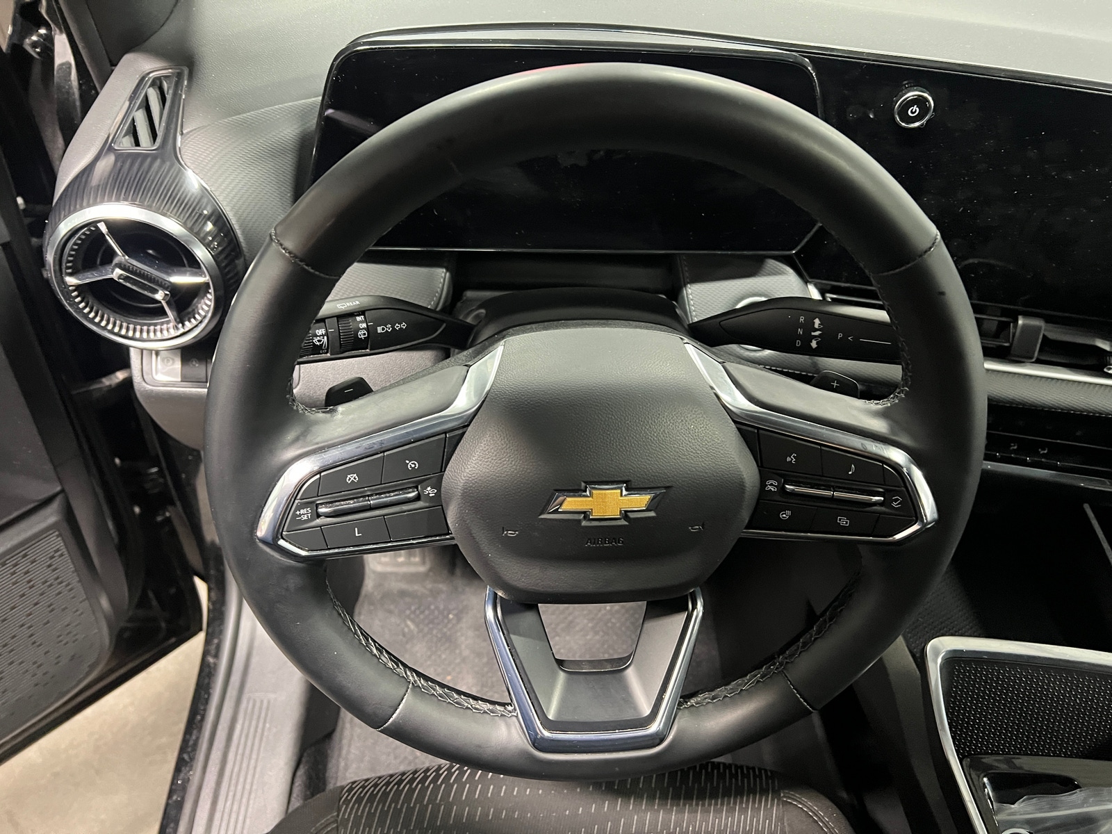 Thumbnail: 2025 Chevrolet Equinox - 5