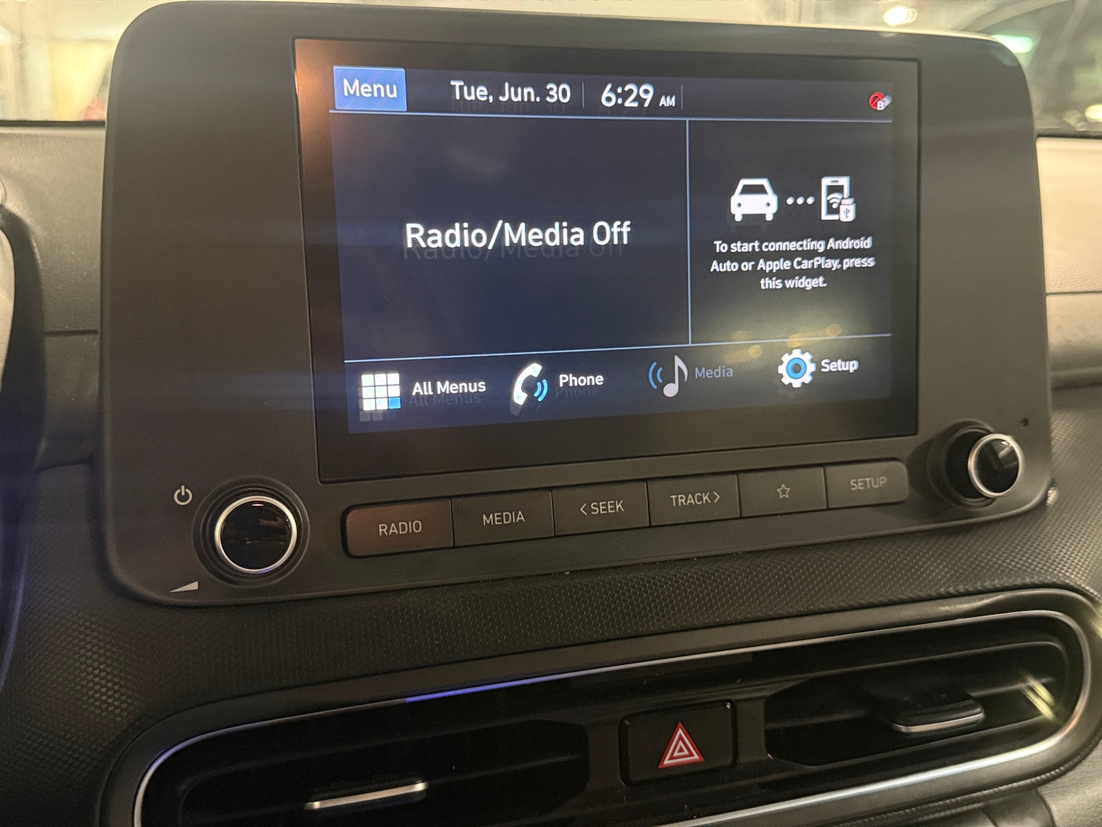 Thumbnail: 2023 Hyundai Kona - 4