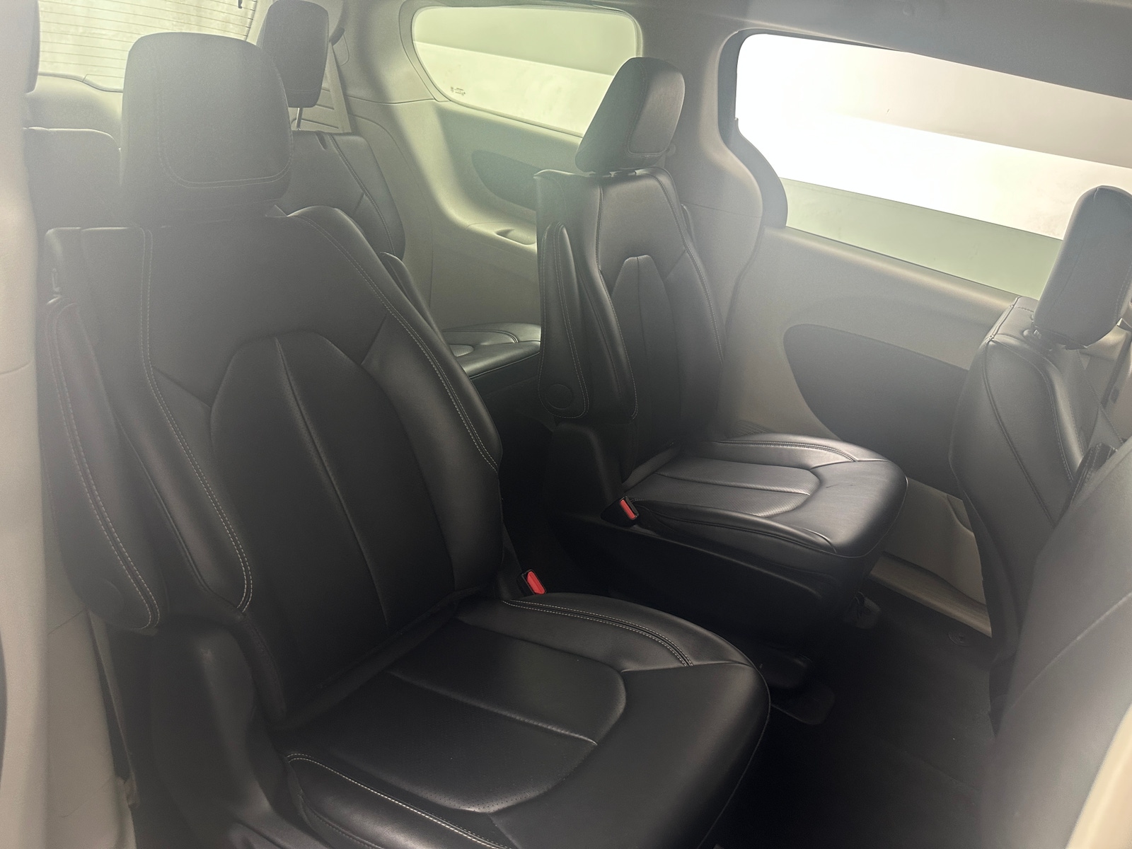 Thumbnail: 2024 Chrysler Pacifica - 5