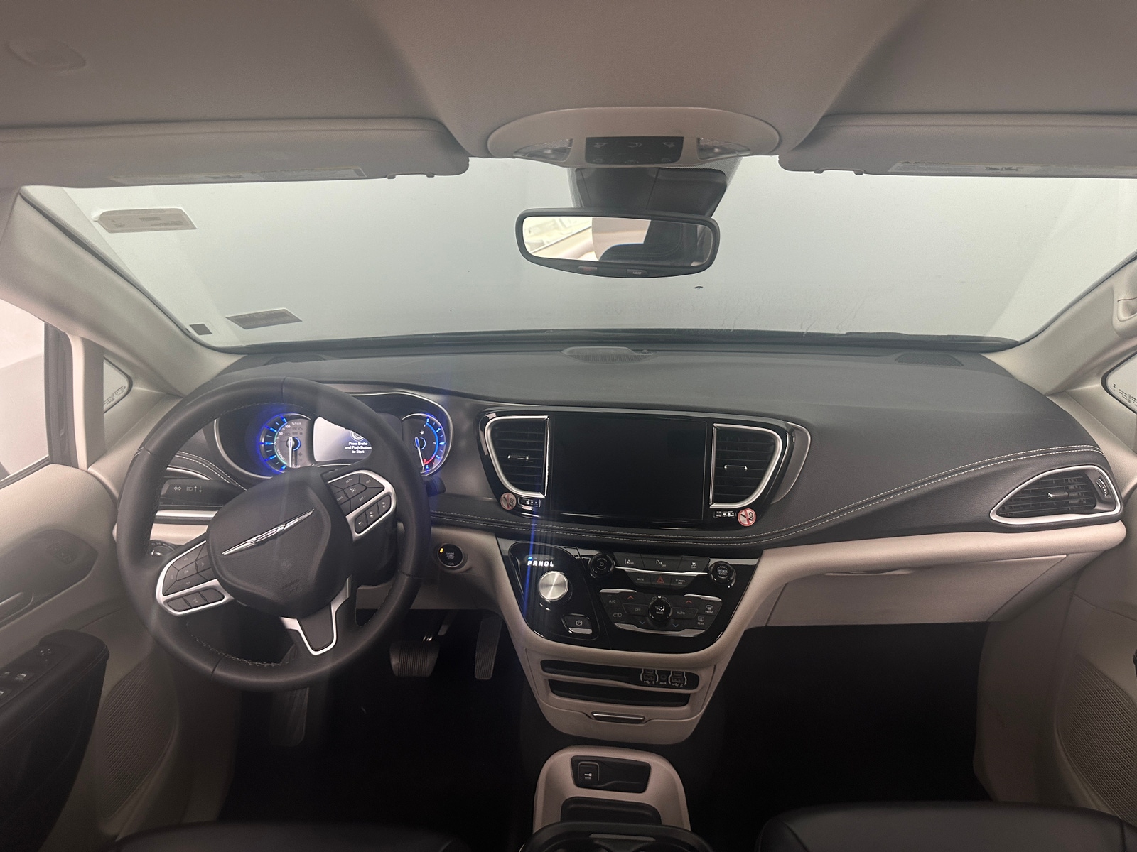 Thumbnail: 2024 Chrysler Pacifica - 2