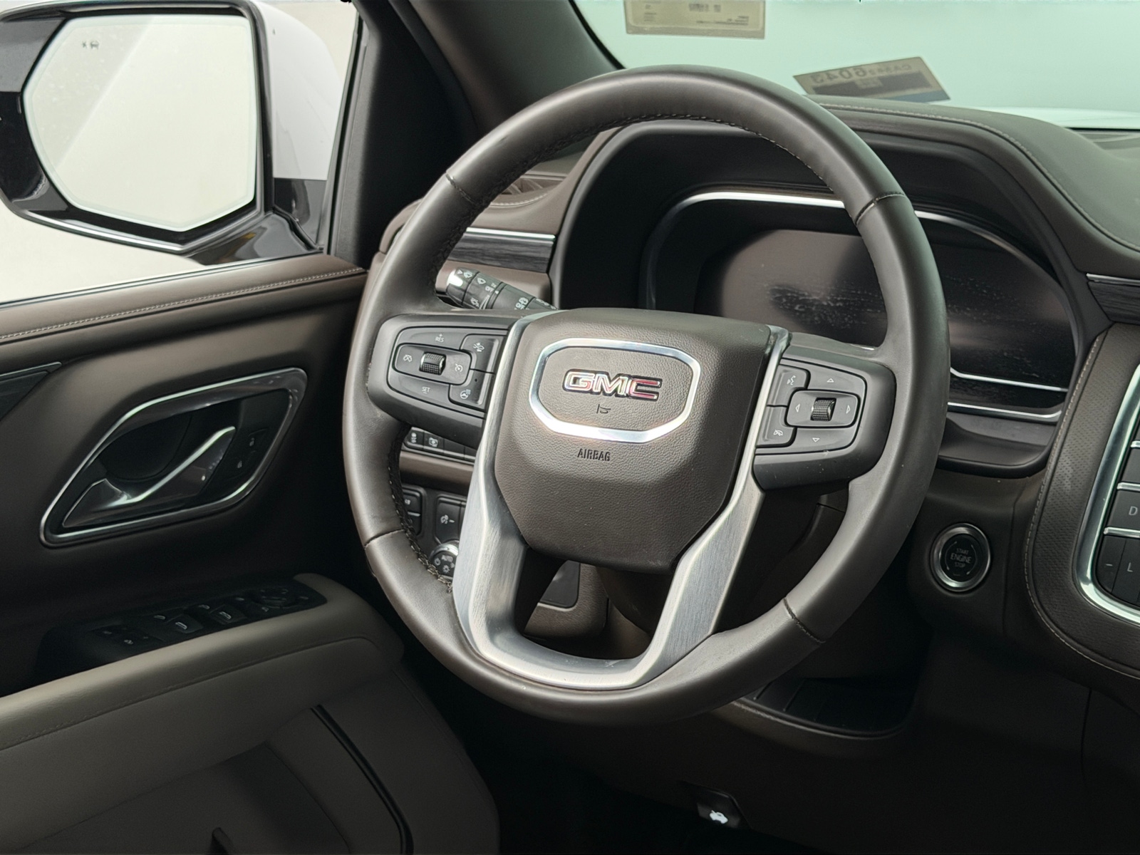 Thumbnail: 2024 GMC Yukon XL - 4