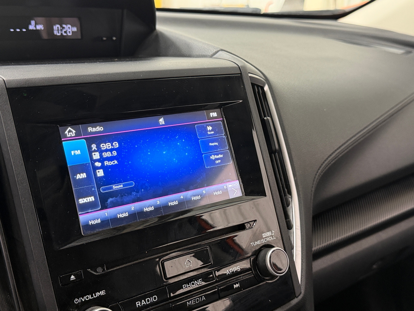 Thumbnail: 2019 Subaru Crosstrek - 4