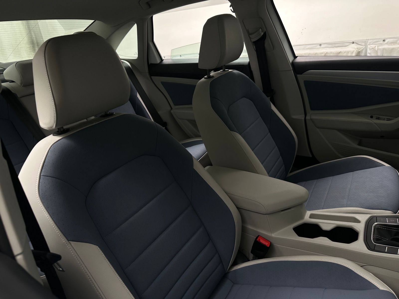 Thumbnail: 2025 Volkswagen Jetta - 2