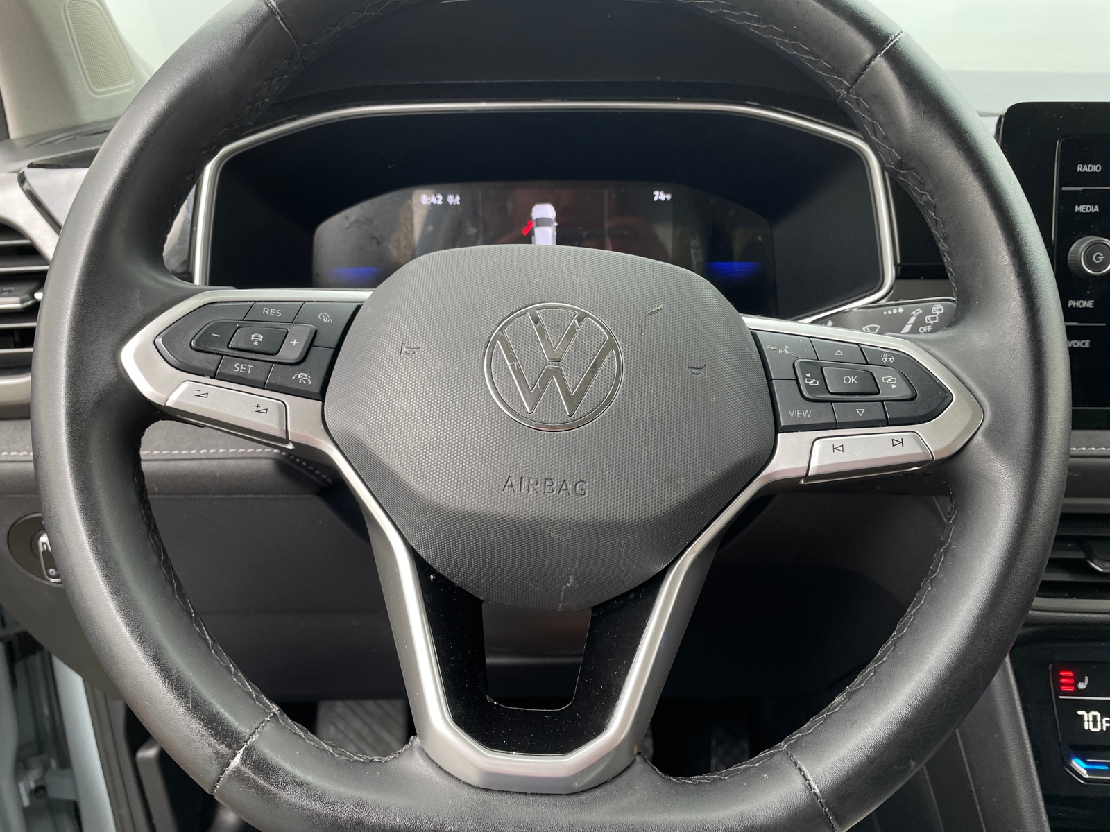 Thumbnail: 2025 Volkswagen Taos - 5