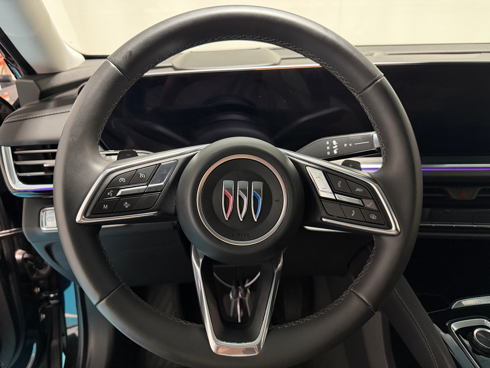 Thumbnail: 2025 Buick Envision - 4