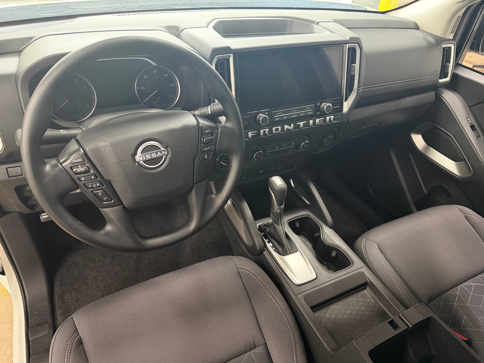 Thumbnail: 2025 Nissan Frontier - 3