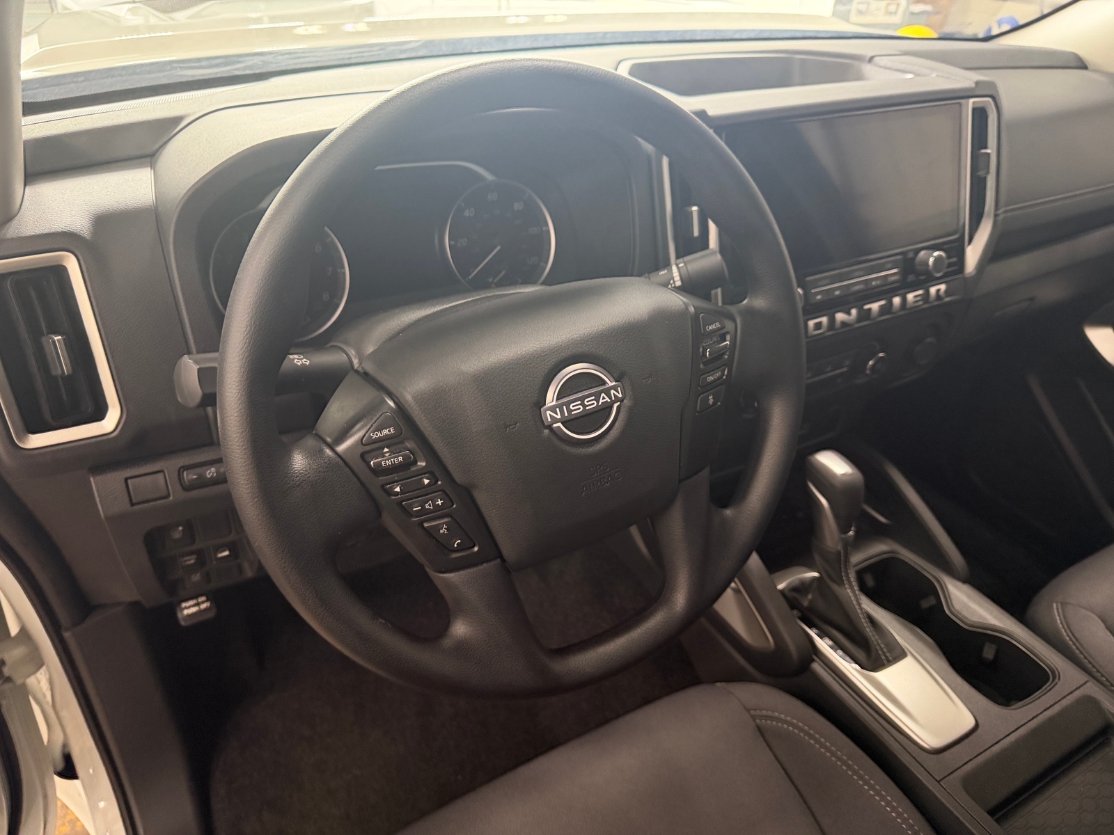 Thumbnail: 2025 Nissan Frontier - 5