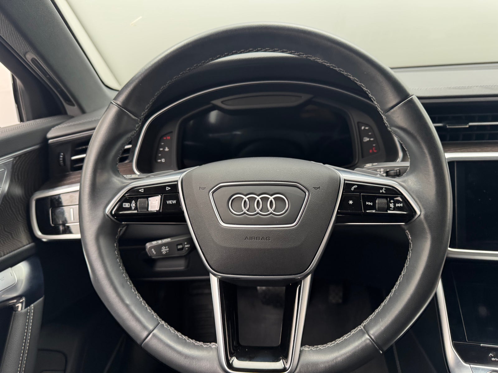 Thumbnail: 2023 Audi A6 - 4