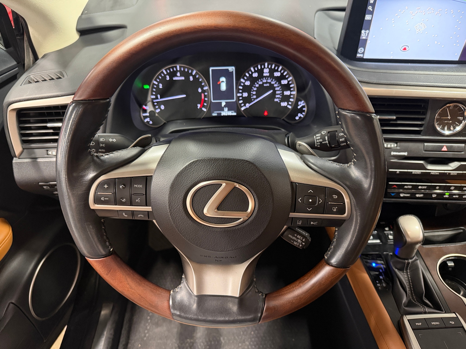 Thumbnail: 2021 Lexus RX - 4