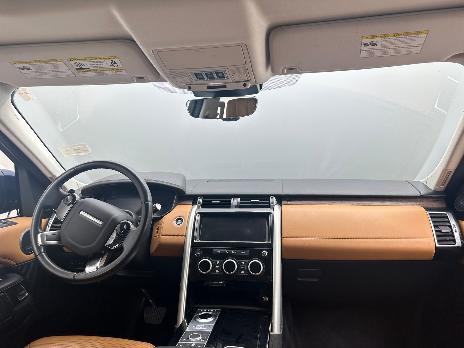 Thumbnail: 2020 Land Rover Discovery - 2