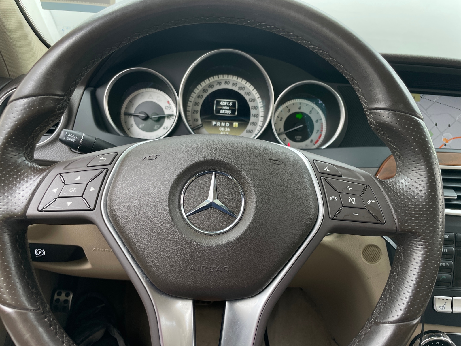 Thumbnail: 2012 Mercedes-Benz C-Class - 4