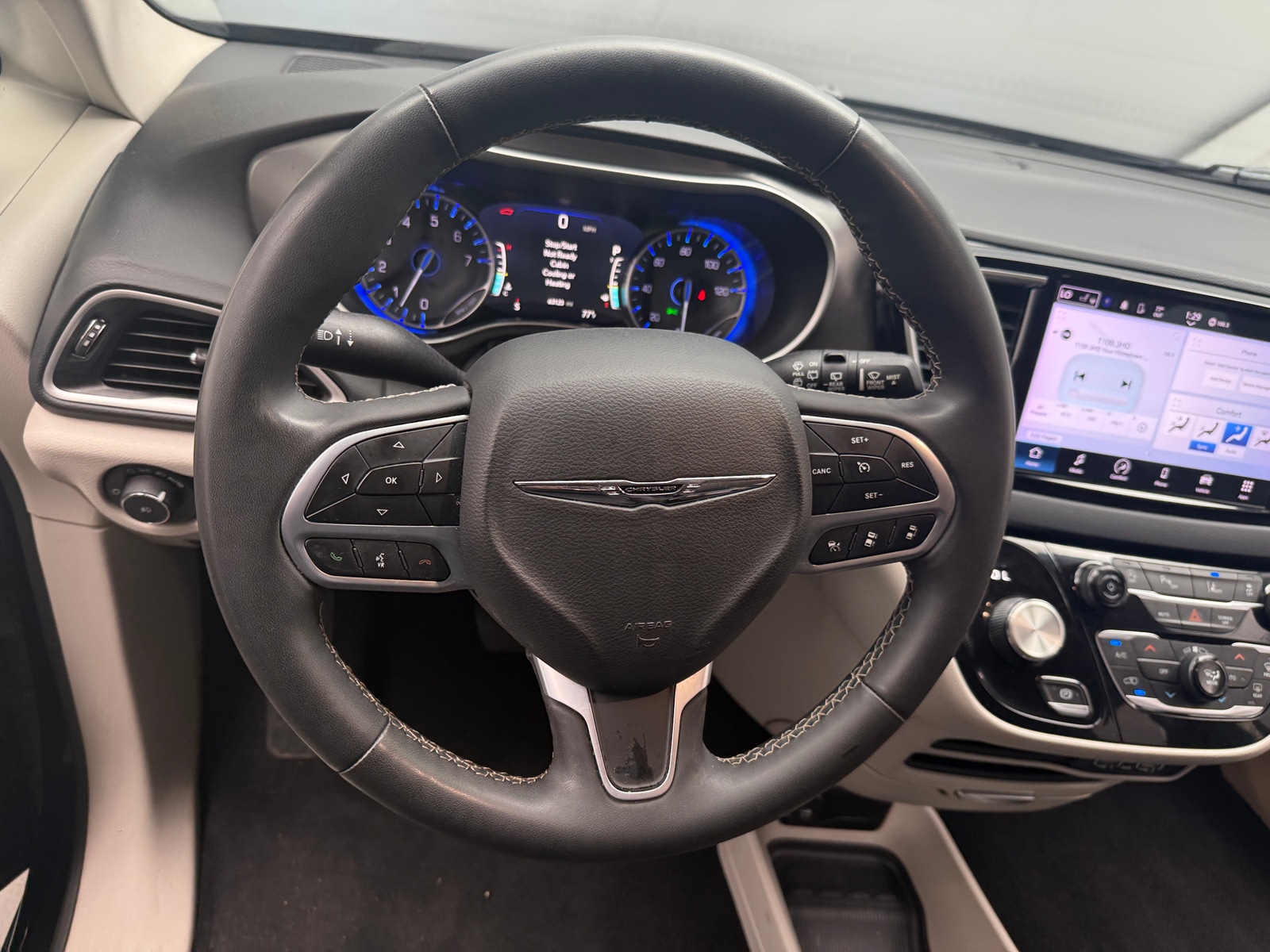 Thumbnail: 2024 Chrysler Pacifica - 4