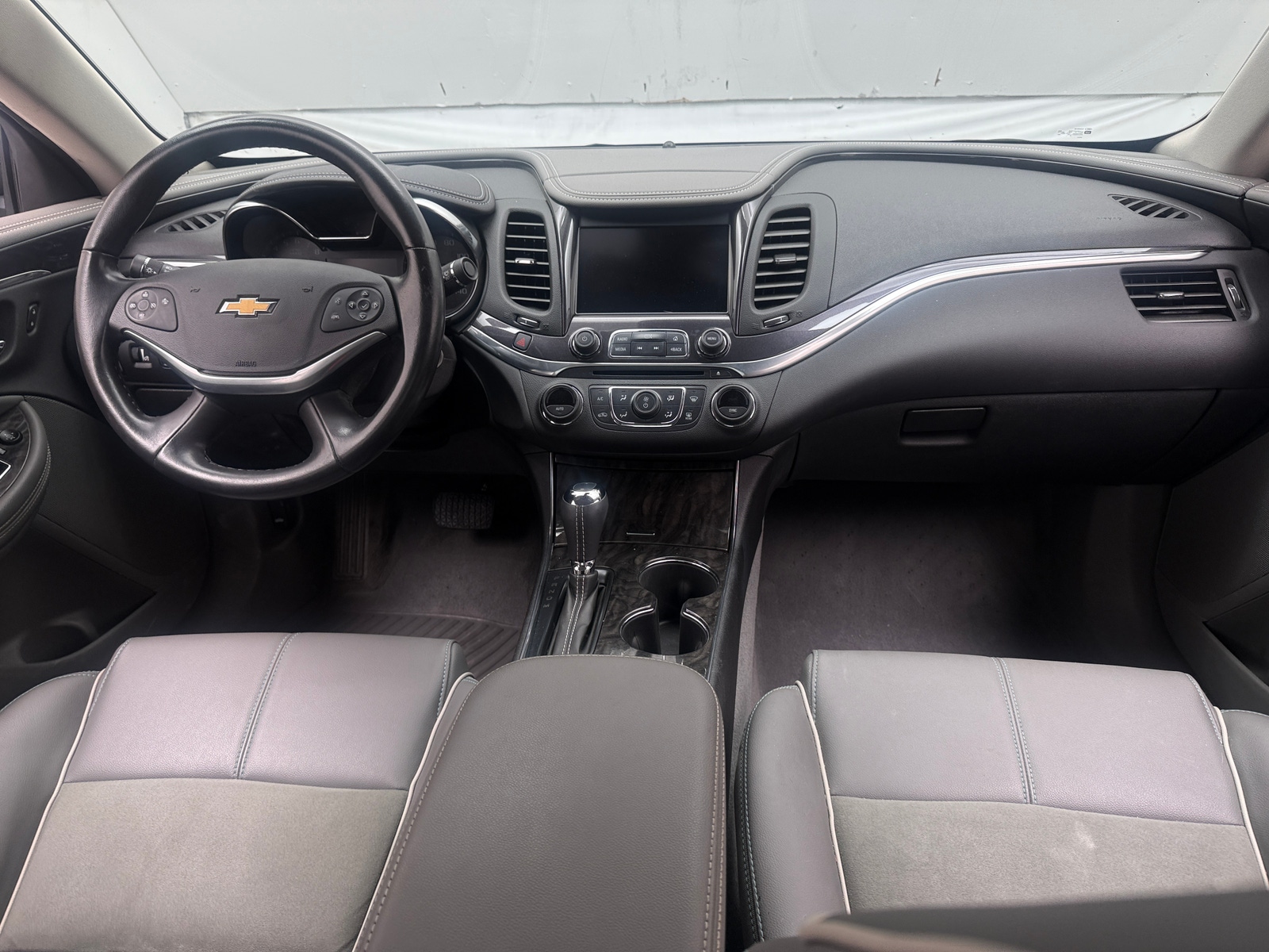 Thumbnail: 2014 Chevrolet Impala - 3