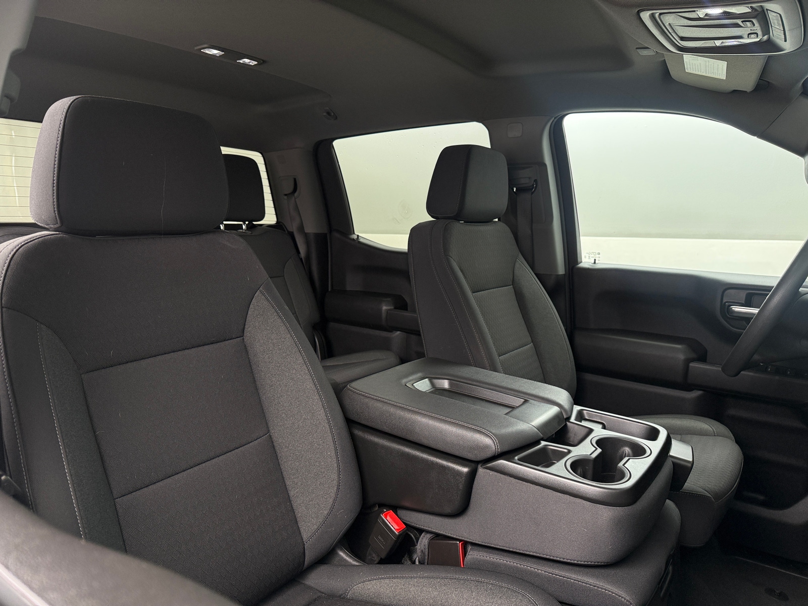 Thumbnail: 2025 Chevrolet Silverado 1500 - 2