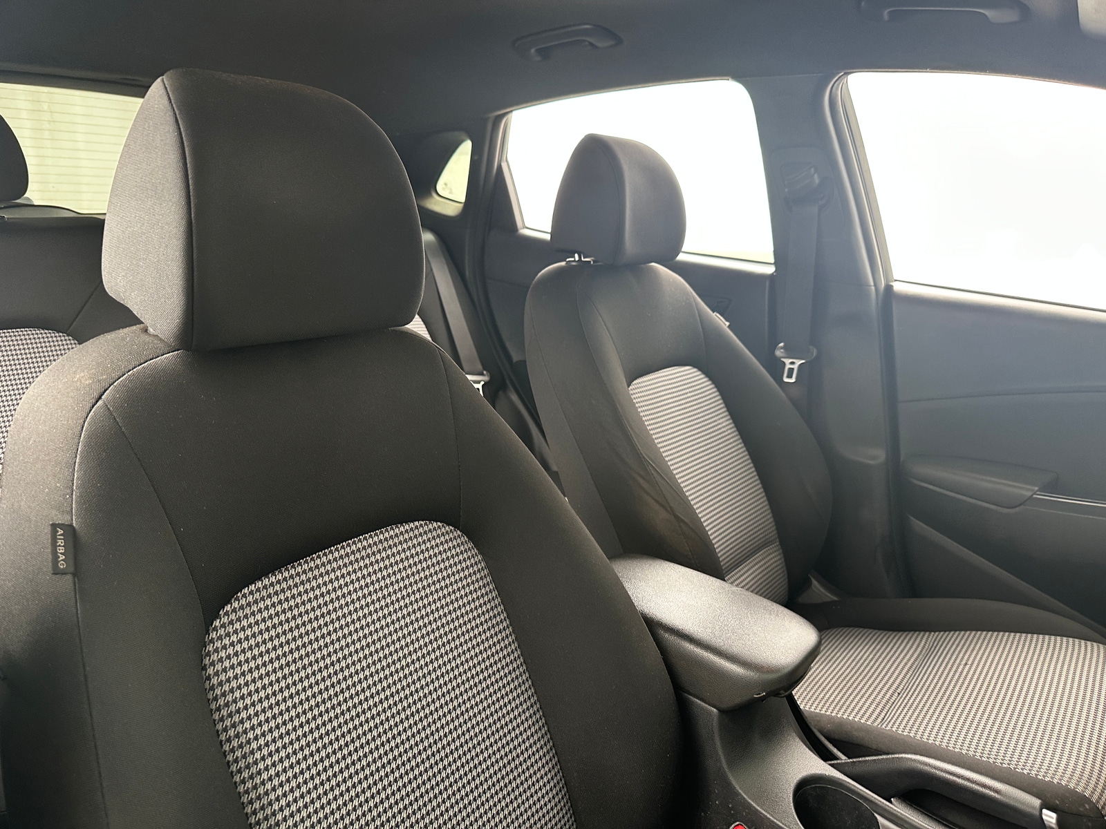 Thumbnail: 2021 Hyundai Kona - 2