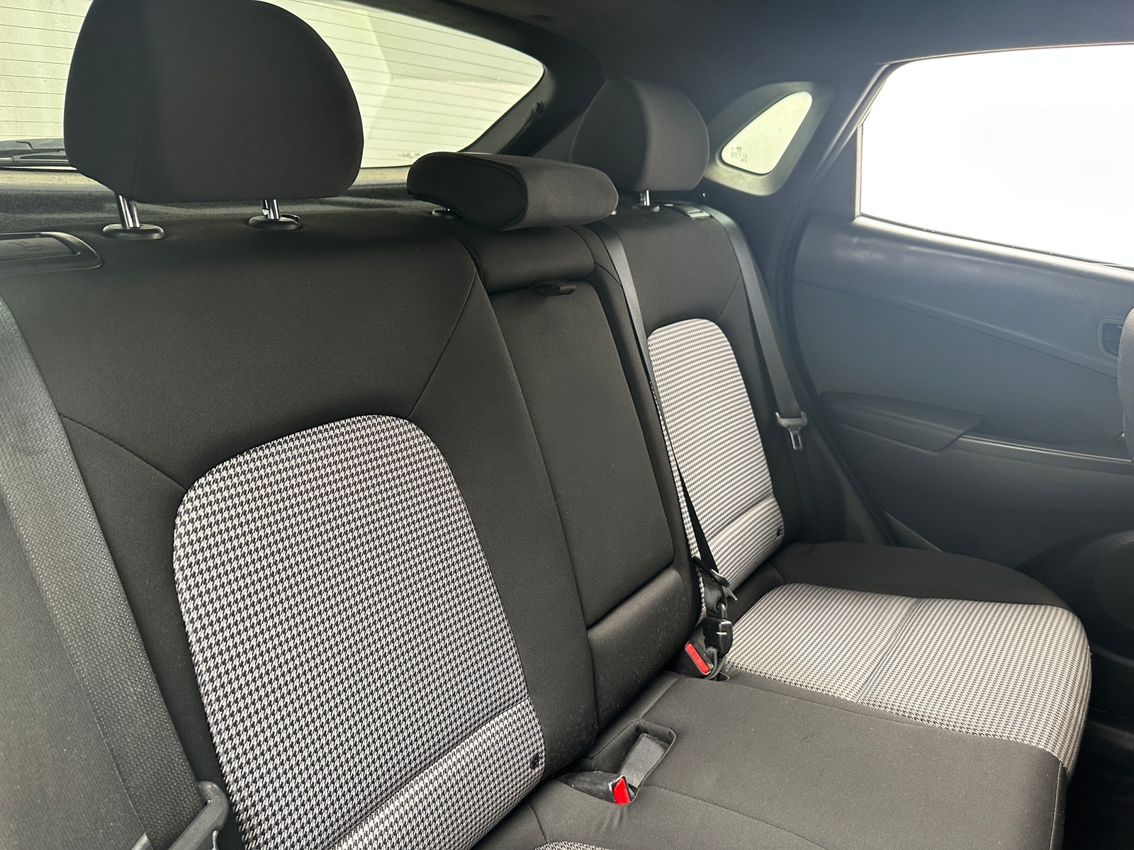 Thumbnail: 2021 Hyundai Kona - 6