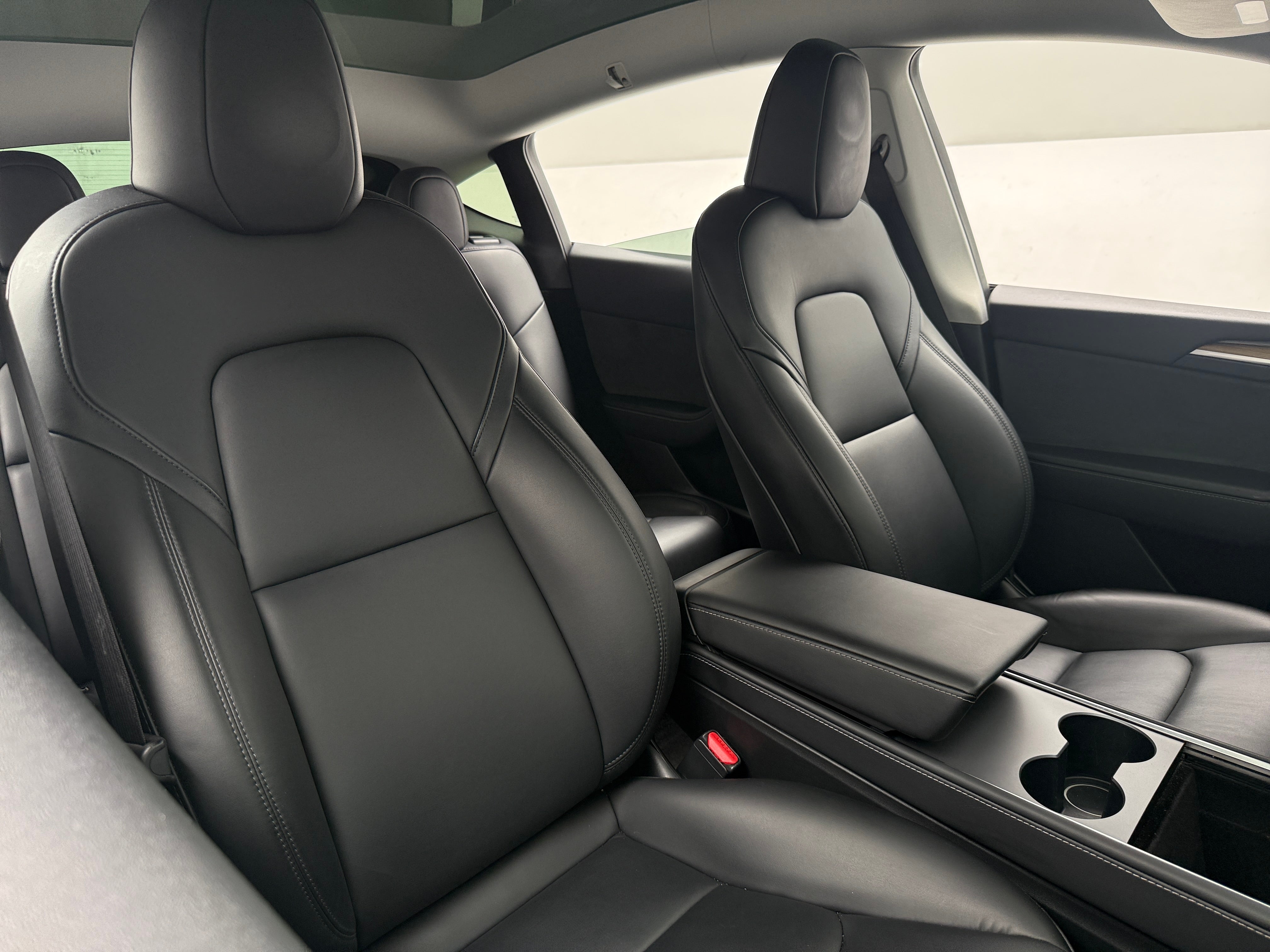 Used 2023 Tesla Model Y Long Range with VIN 7SAYGDEE9PA061403 for sale in Pewaukee, WI