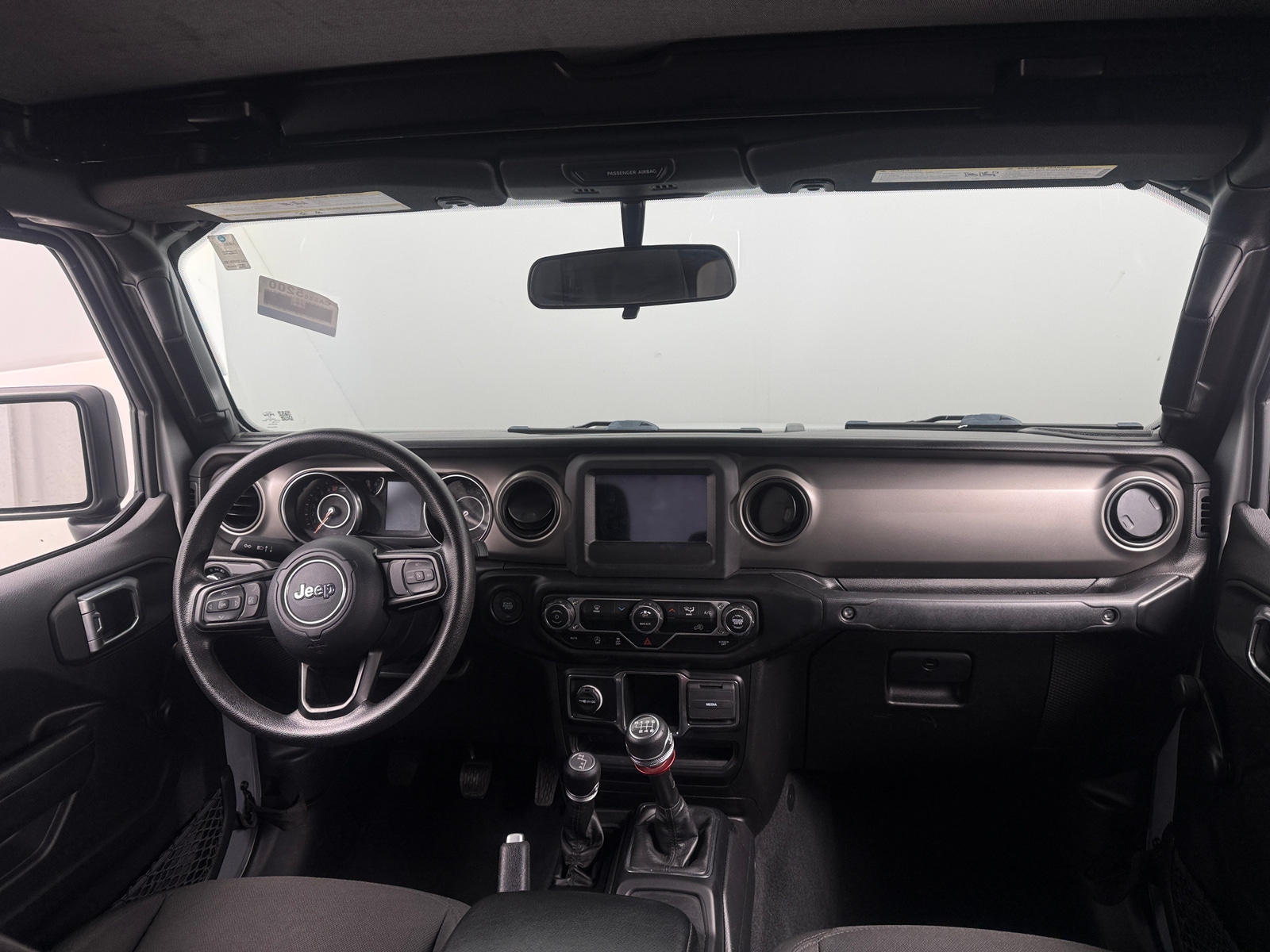 Thumbnail: 2022 Jeep Gladiator - 3