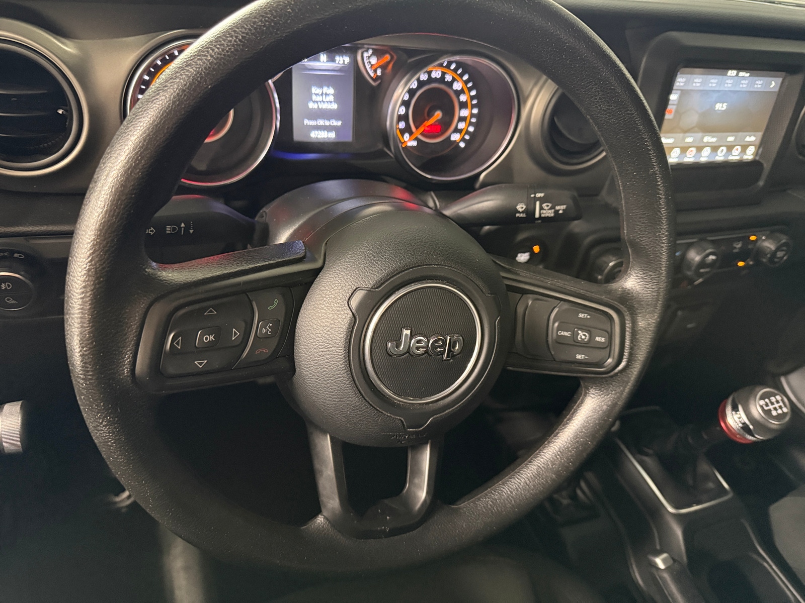 Thumbnail: 2022 Jeep Gladiator - 5