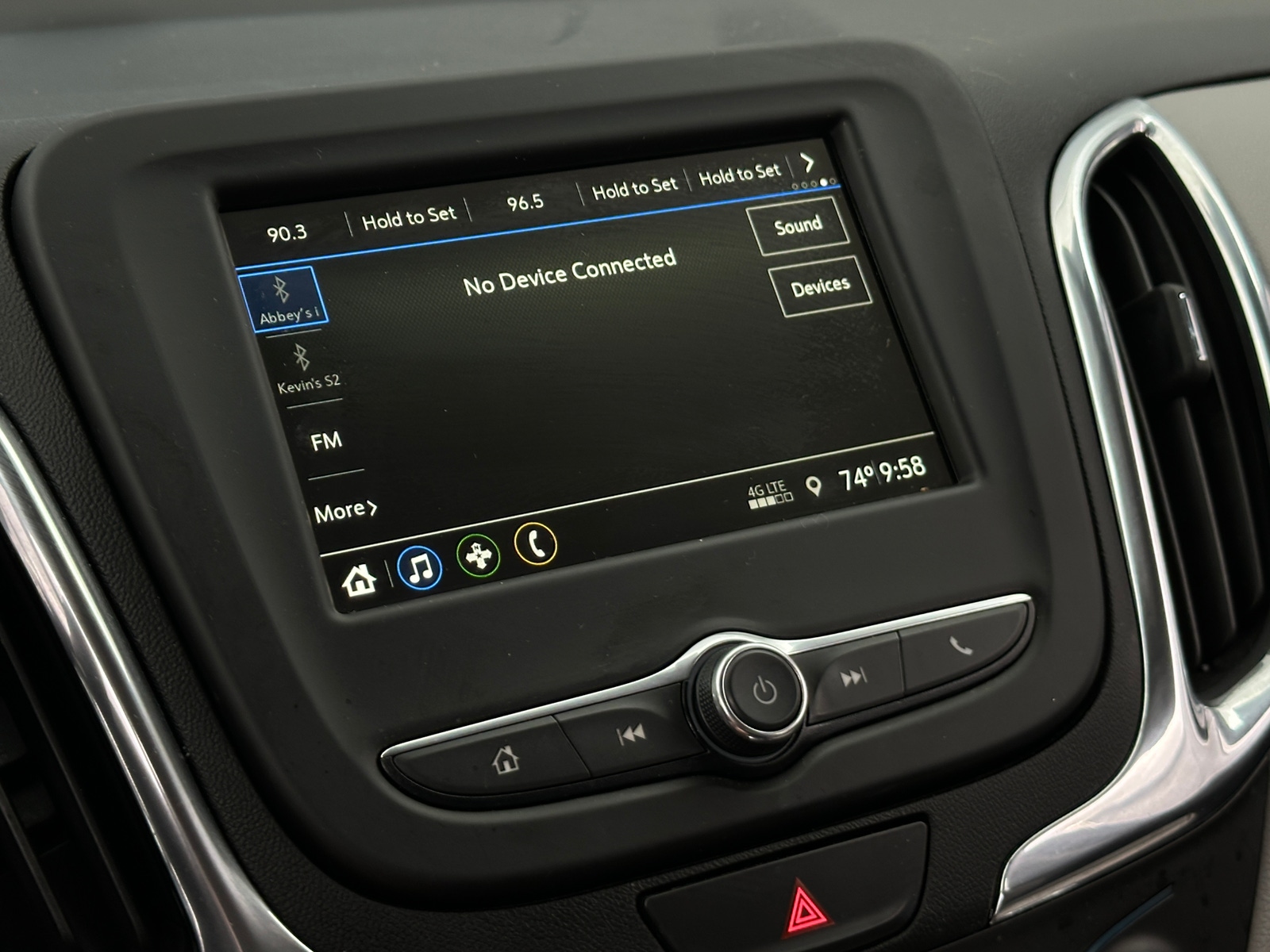 Thumbnail: 2019 Chevrolet Equinox - 4