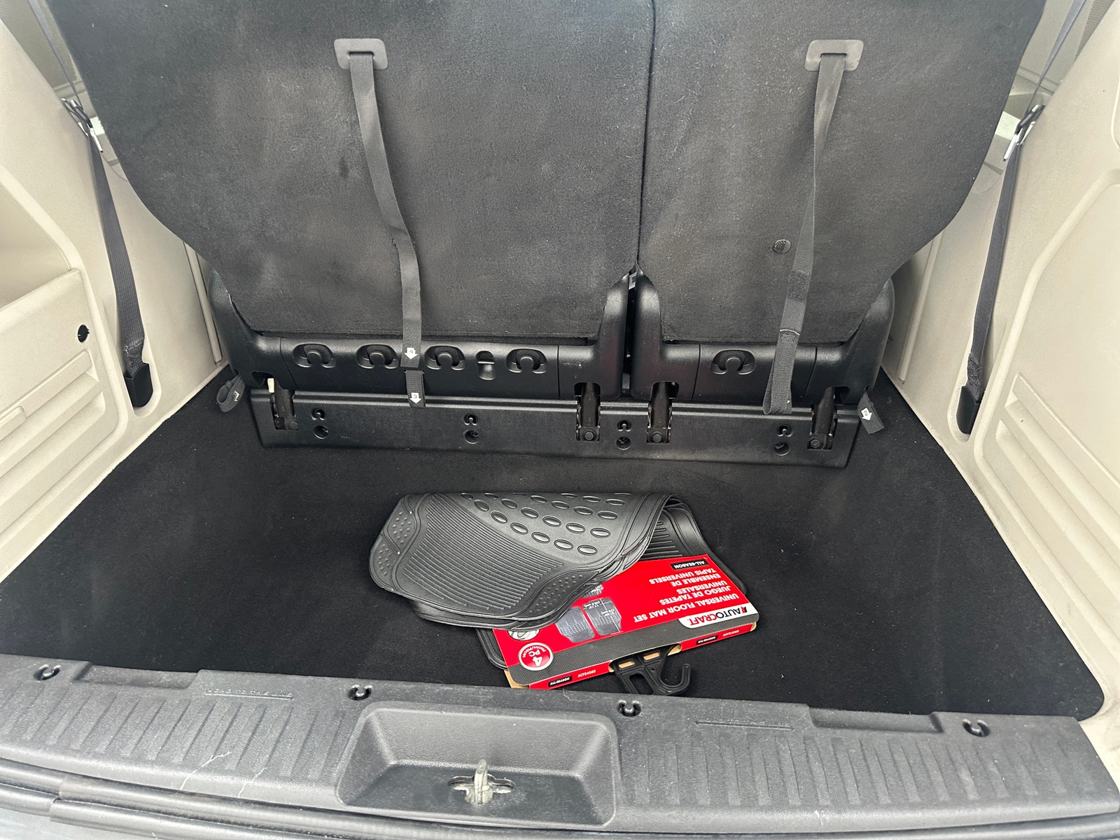 Thumbnail: 2019 Dodge Grand Caravan - 6
