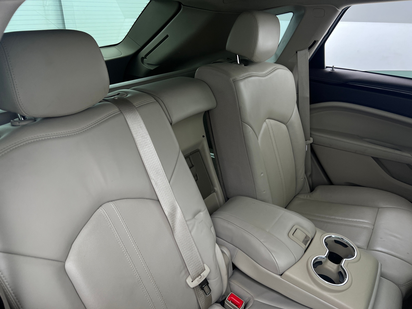 Thumbnail: 2011 Cadillac SRX - 5