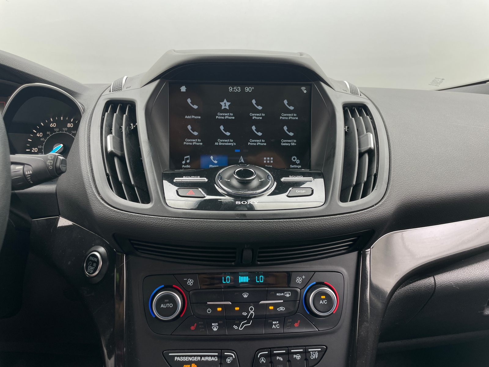 Thumbnail: 2018 Ford Escape - 3