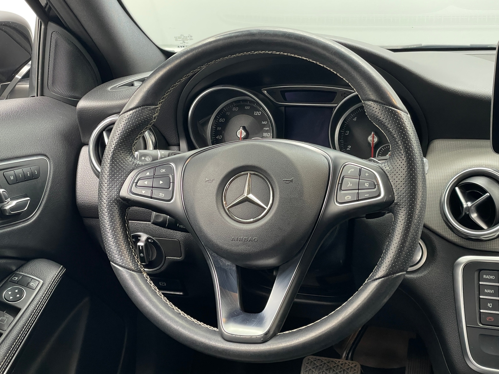 Thumbnail: 2018 Mercedes-Benz GLA - 4