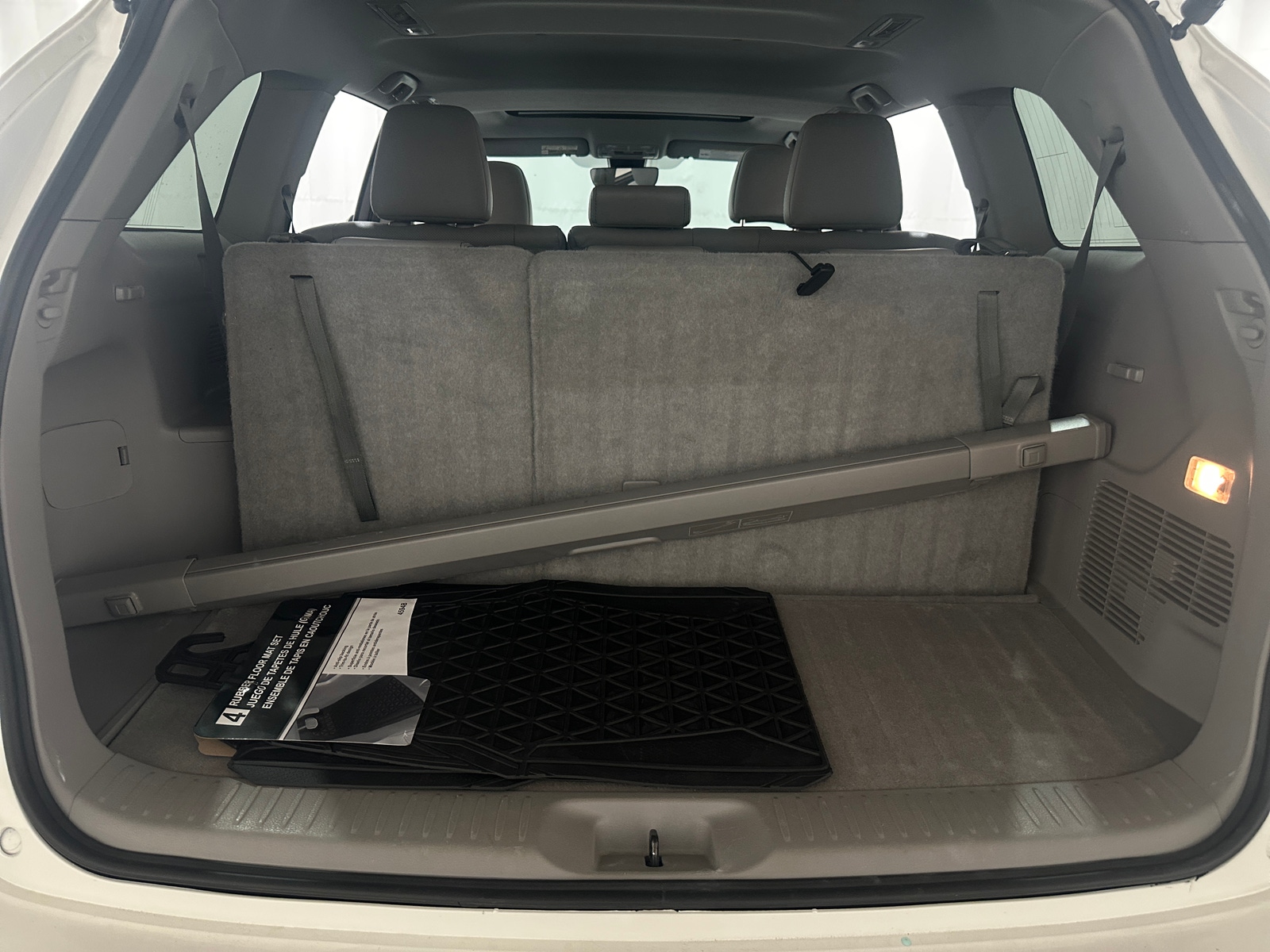 Thumbnail: 2017 Toyota Highlander - 6