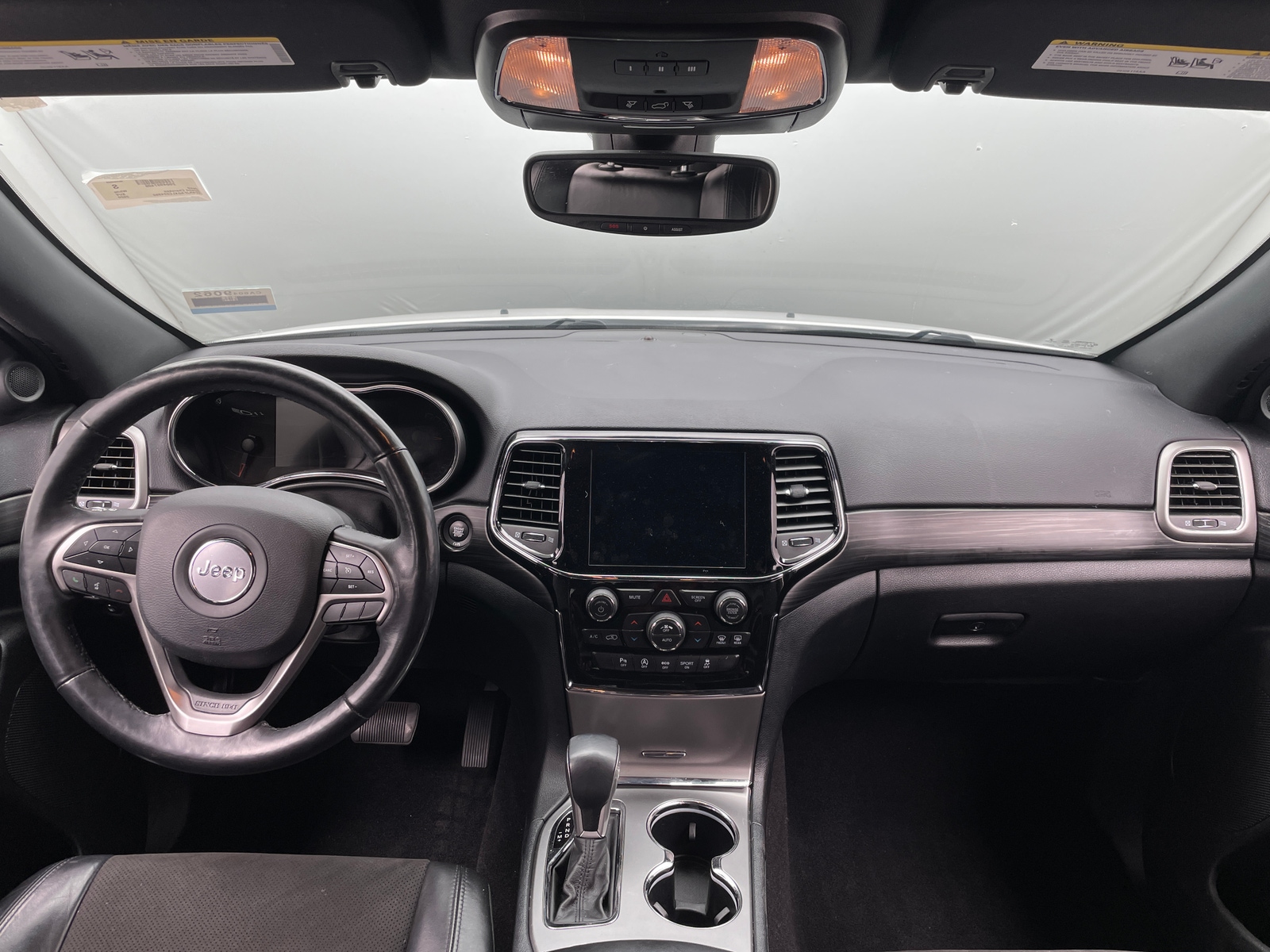Thumbnail: 2020 Jeep Grand Cherokee - 3