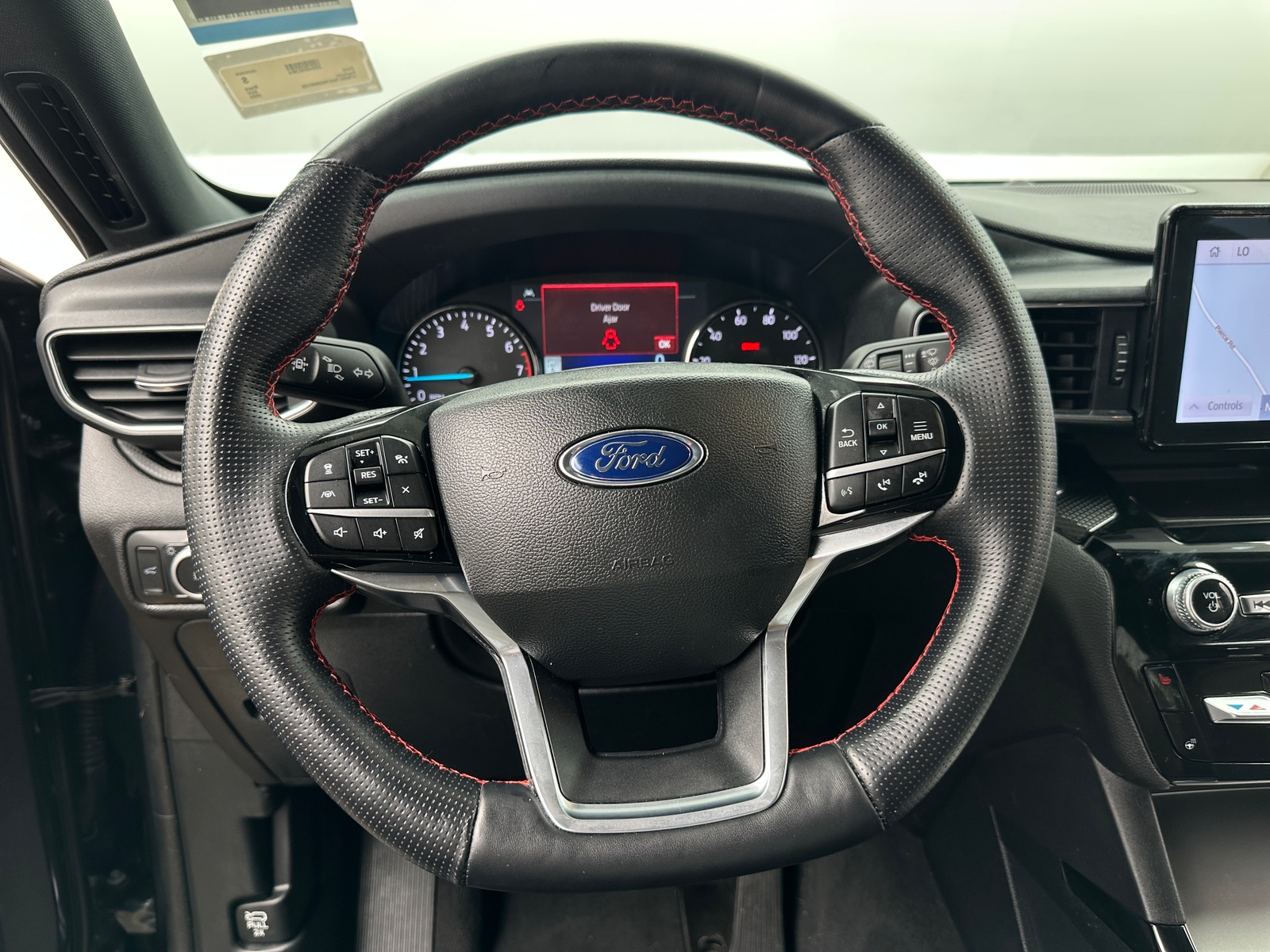 Thumbnail: 2022 Ford Explorer - 4