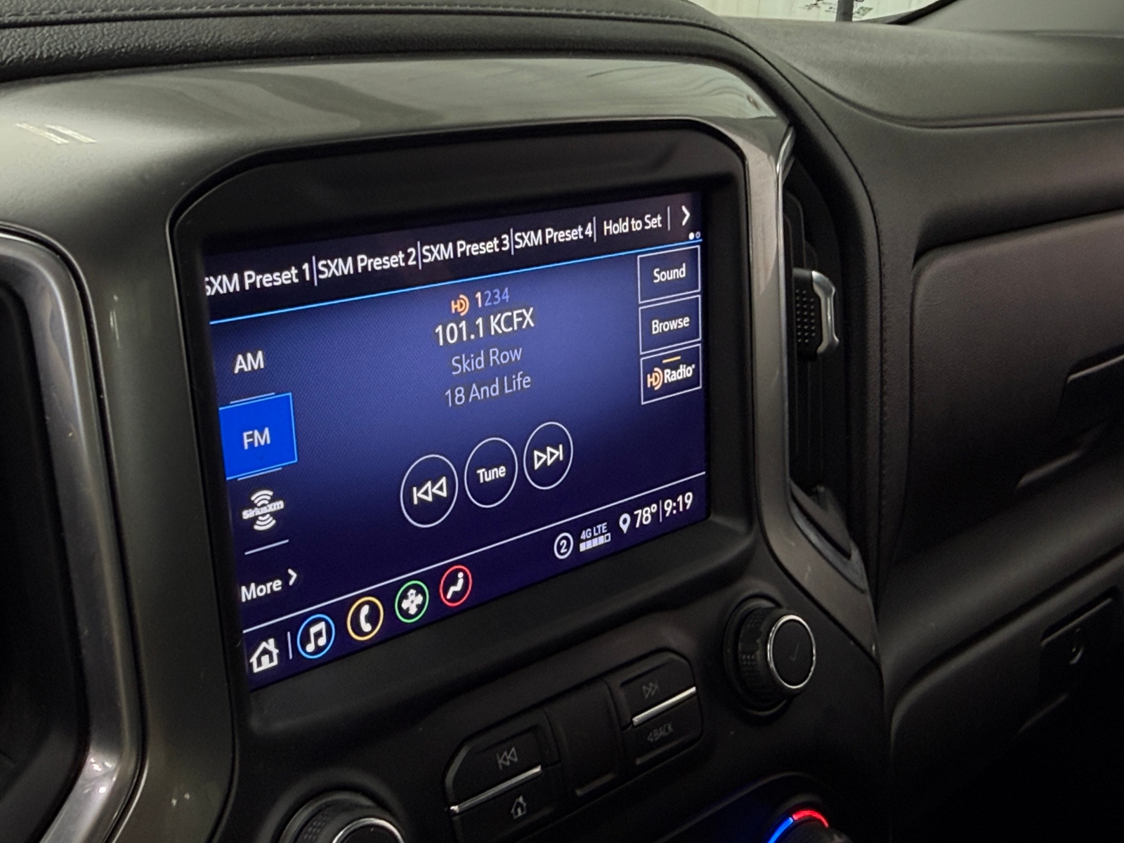 Thumbnail: 2020 Chevrolet Silverado 2500 - 4