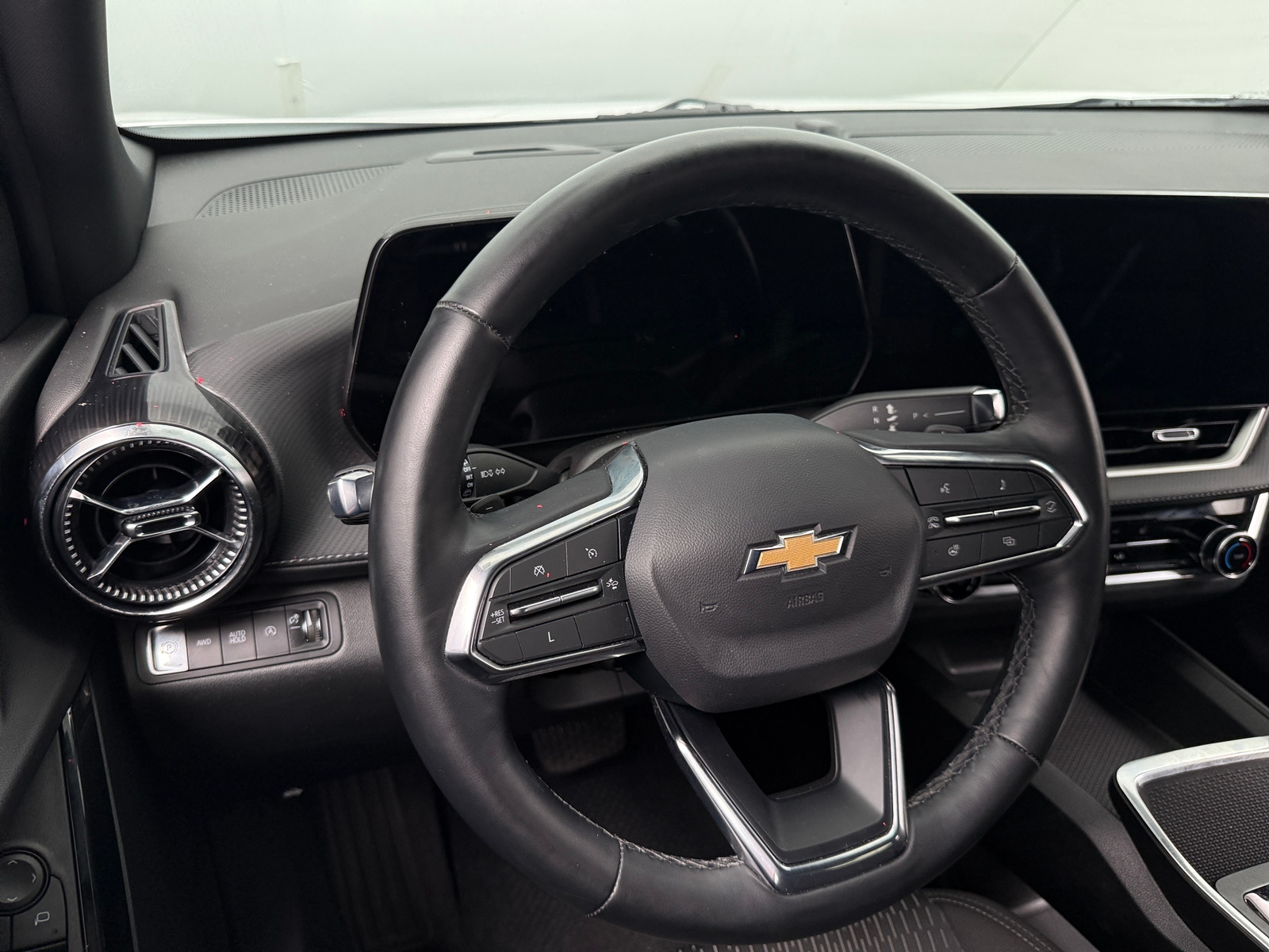 Thumbnail: 2025 Chevrolet Equinox - 5