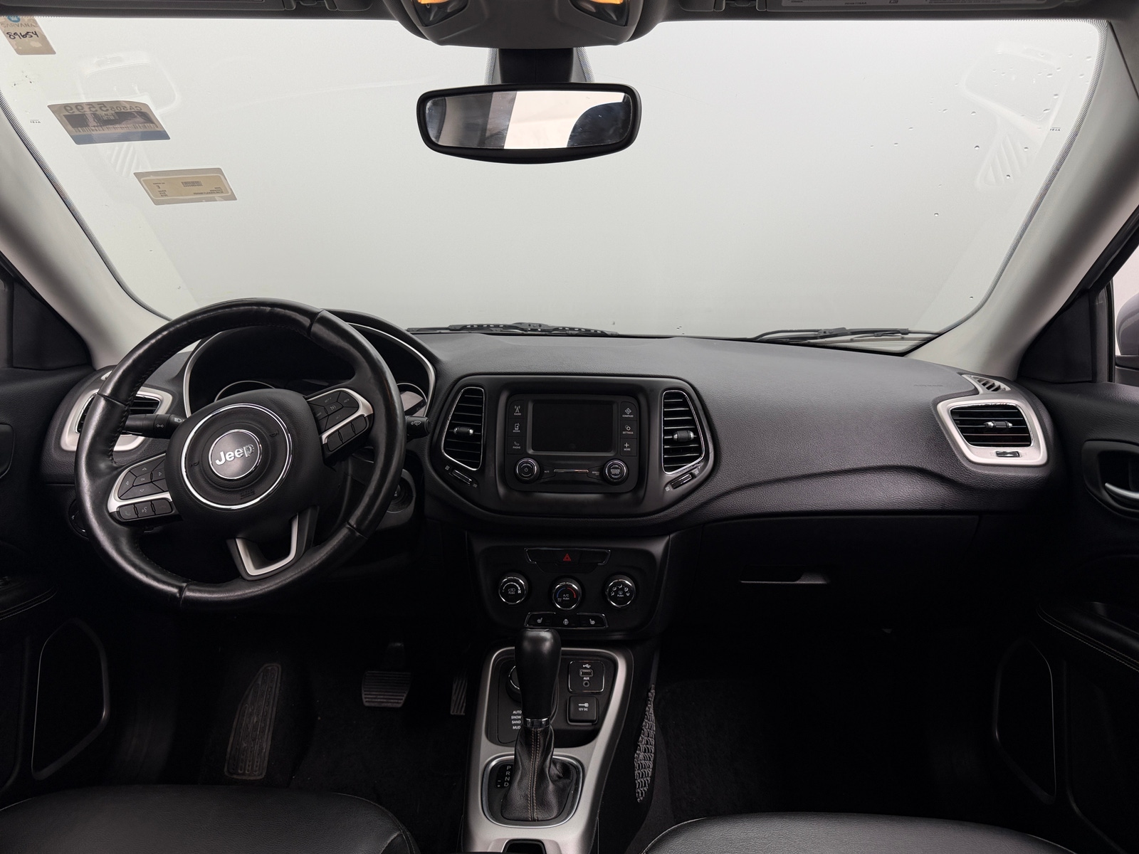 Thumbnail: 2018 Jeep Compass - 3
