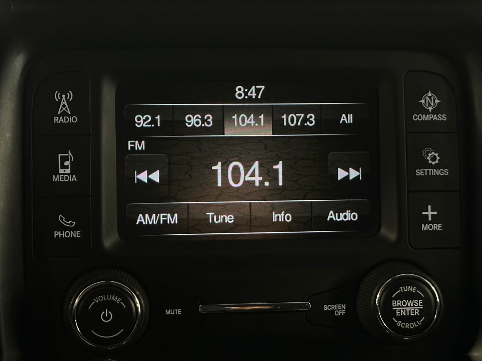 Thumbnail: 2018 Jeep Compass - 4