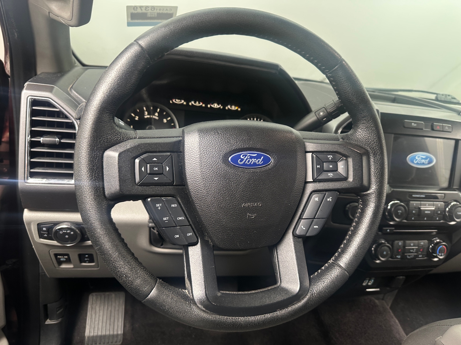 Thumbnail: 2016 Ford Econoline - 5