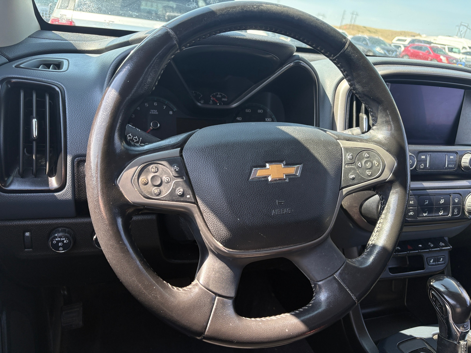 Thumbnail: 2022 Chevrolet Colorado - 5