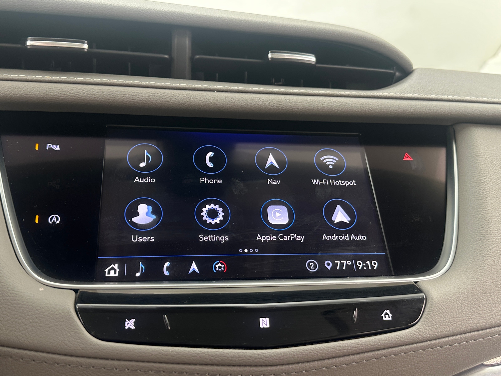 Thumbnail: 2020 Cadillac XT5 - 3