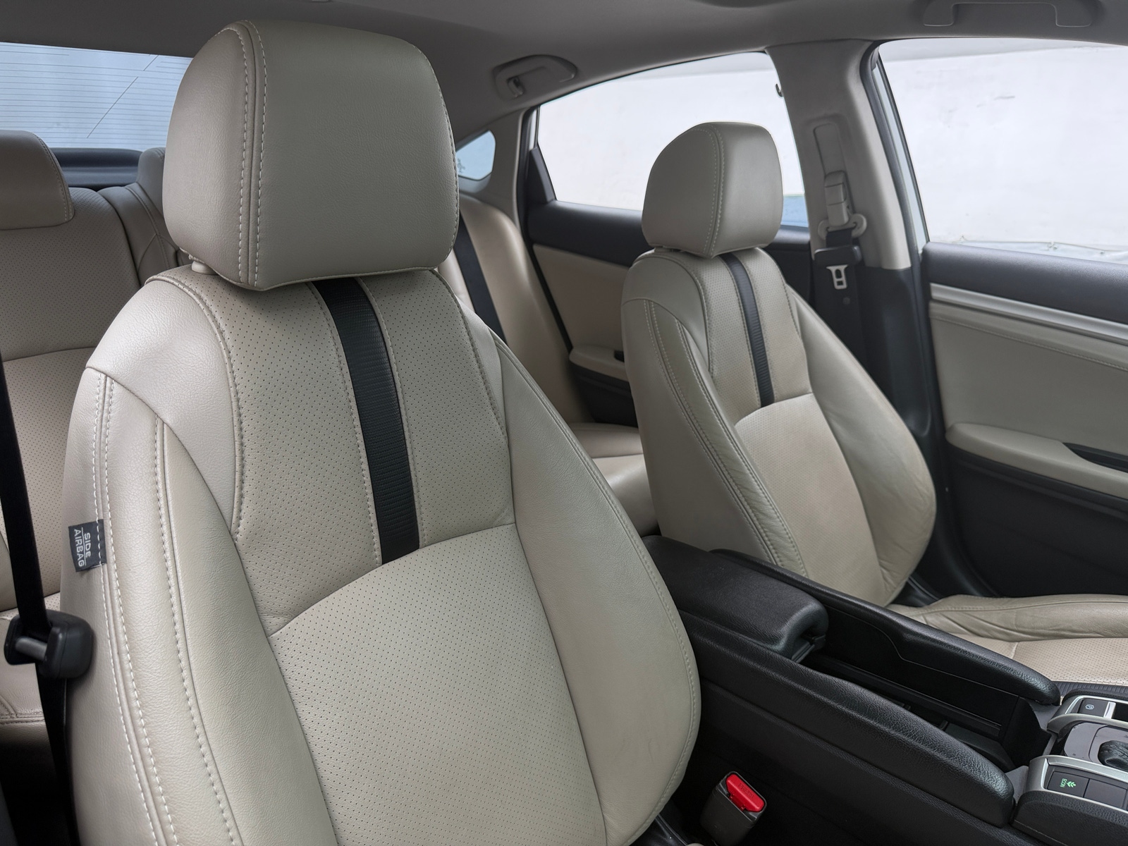 Thumbnail: 2016 Honda Civic - 2