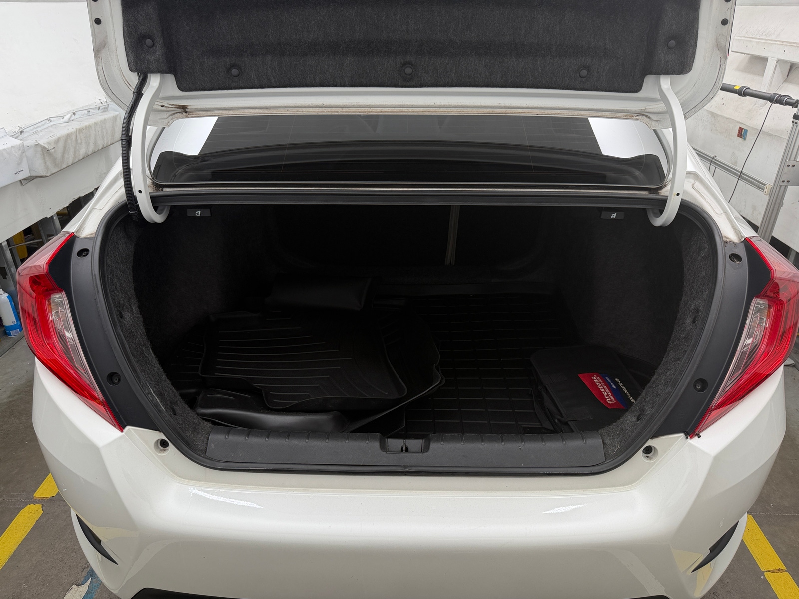 Thumbnail: 2016 Honda Civic - 7