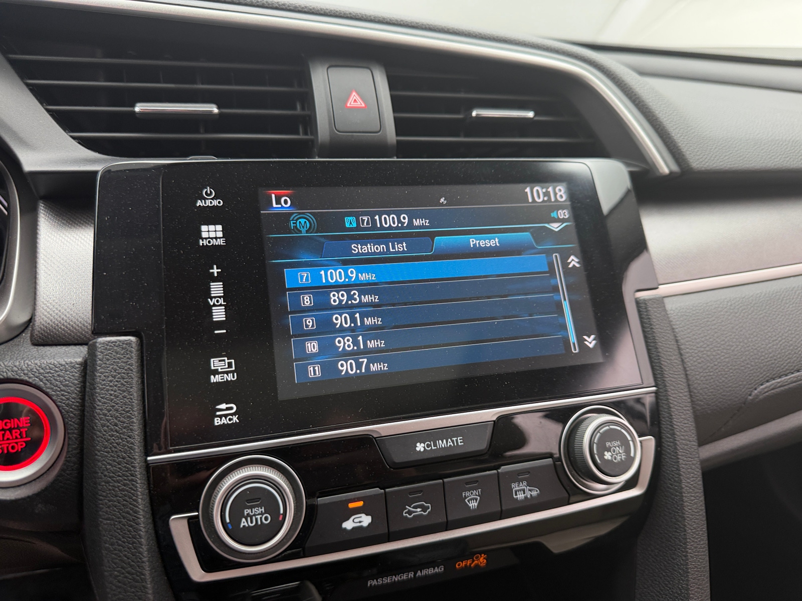 Thumbnail: 2016 Honda Civic - 4