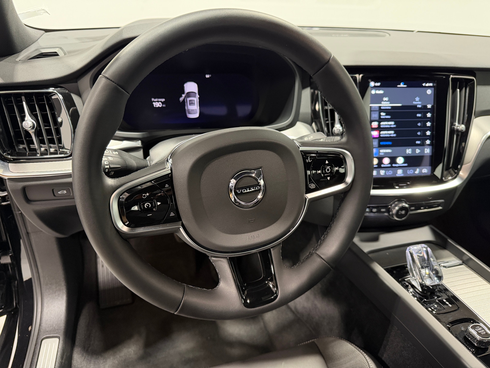 Thumbnail: 2024 Volvo S60 - 5