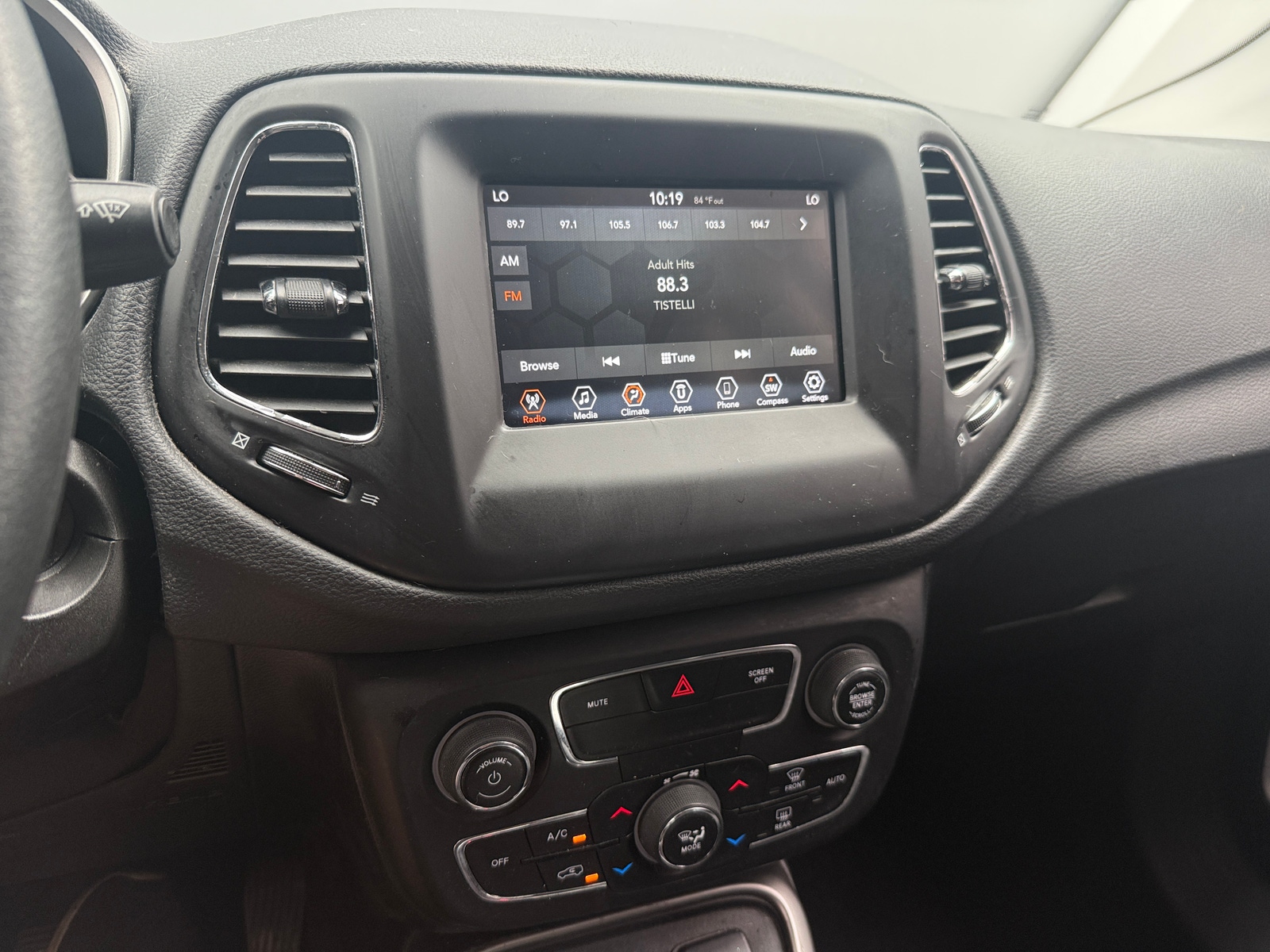 Thumbnail: 2019 Jeep Compass - 4