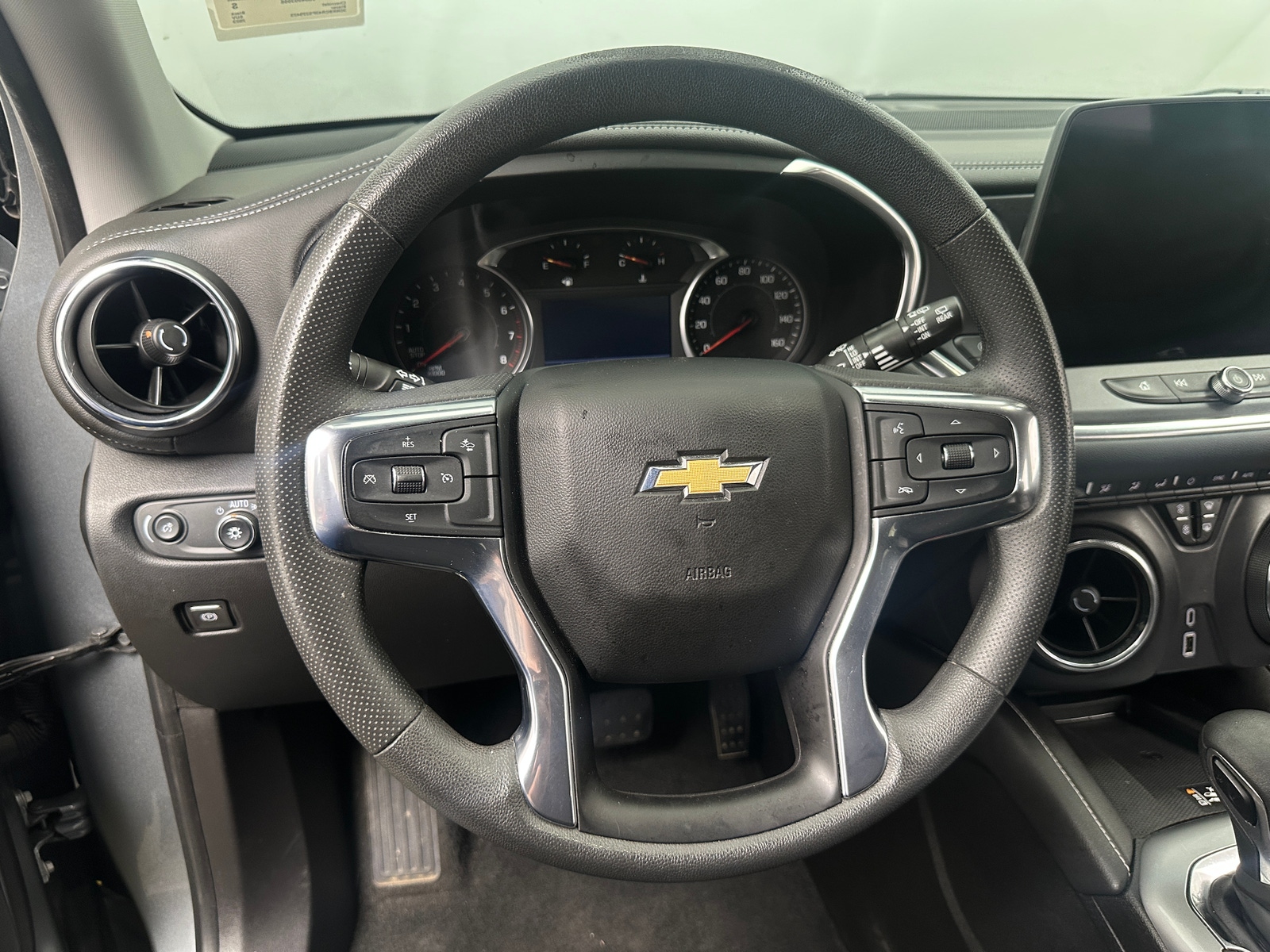 Thumbnail: 2023 Chevrolet Blazer - 5