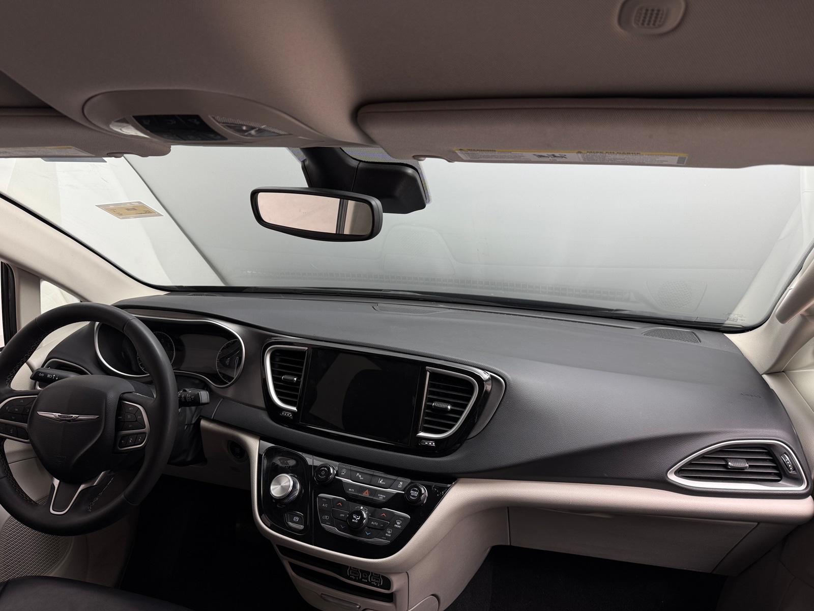 Thumbnail: 2023 Chrysler Pacifica - 2