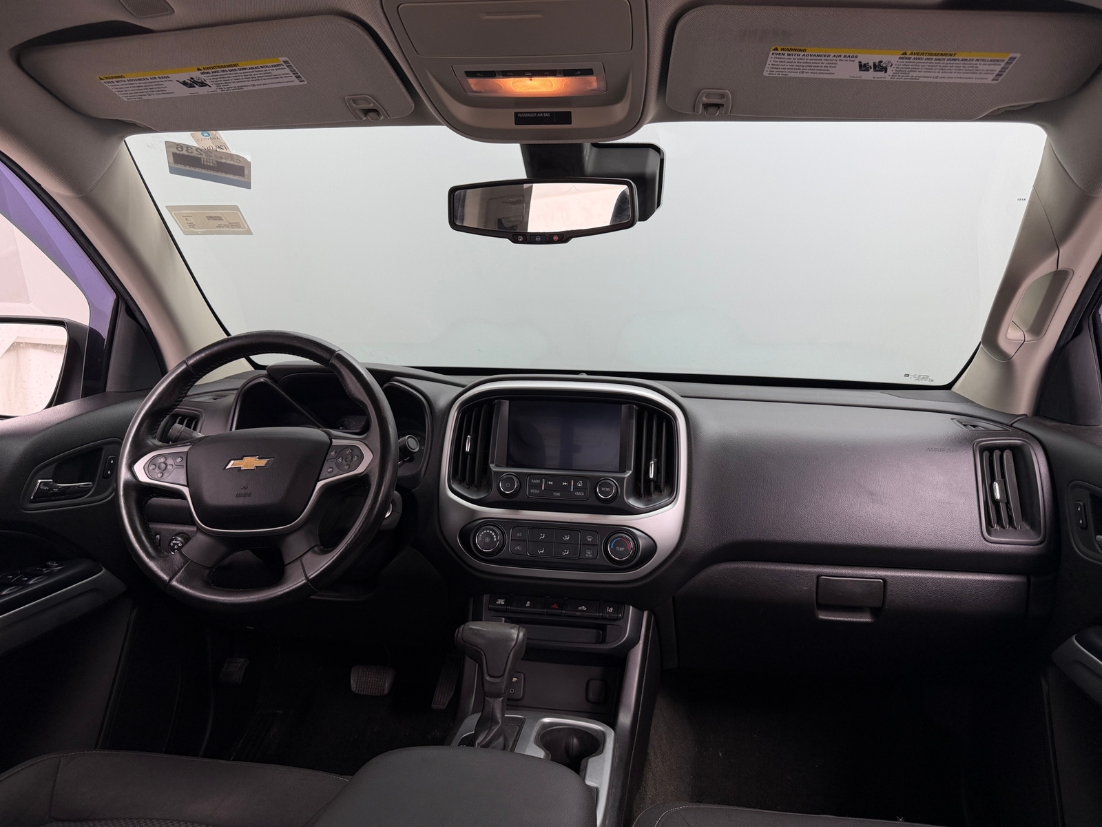 Thumbnail: 2016 Chevrolet Colorado - 3