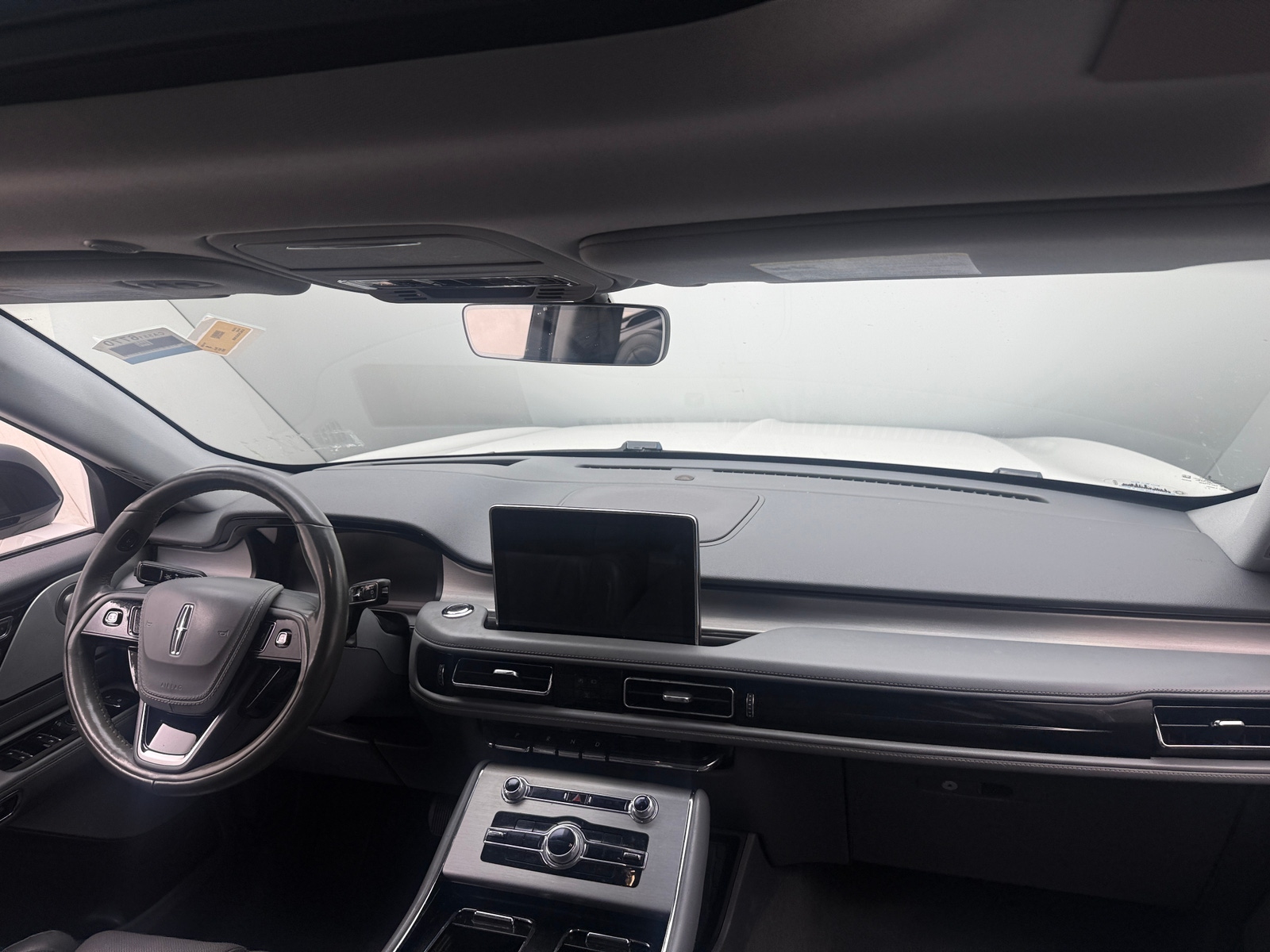 Thumbnail: 2020 Lincoln Aviator - 2
